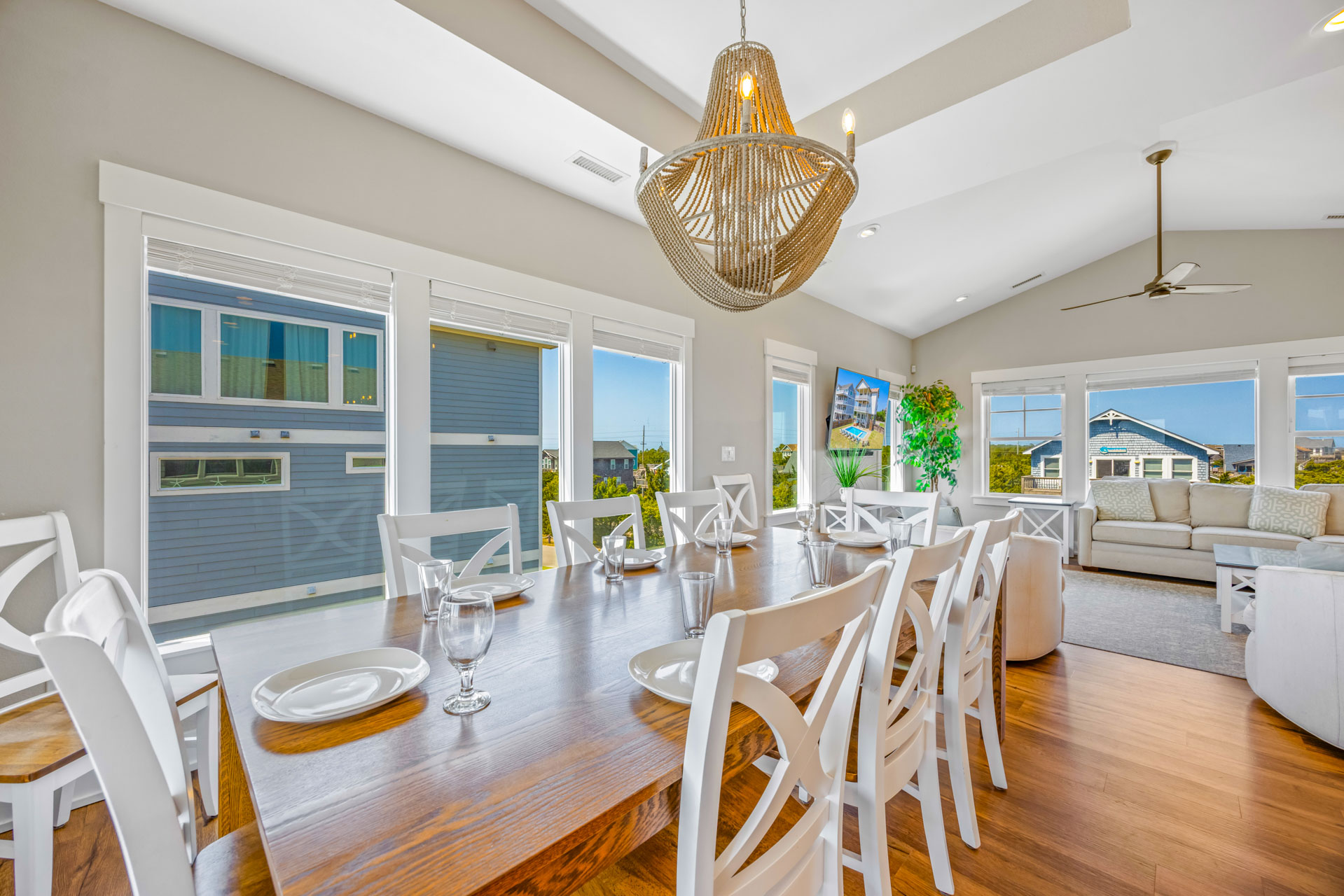 Surf Or Sound Realty 884 Starfish Story Dining Area 3