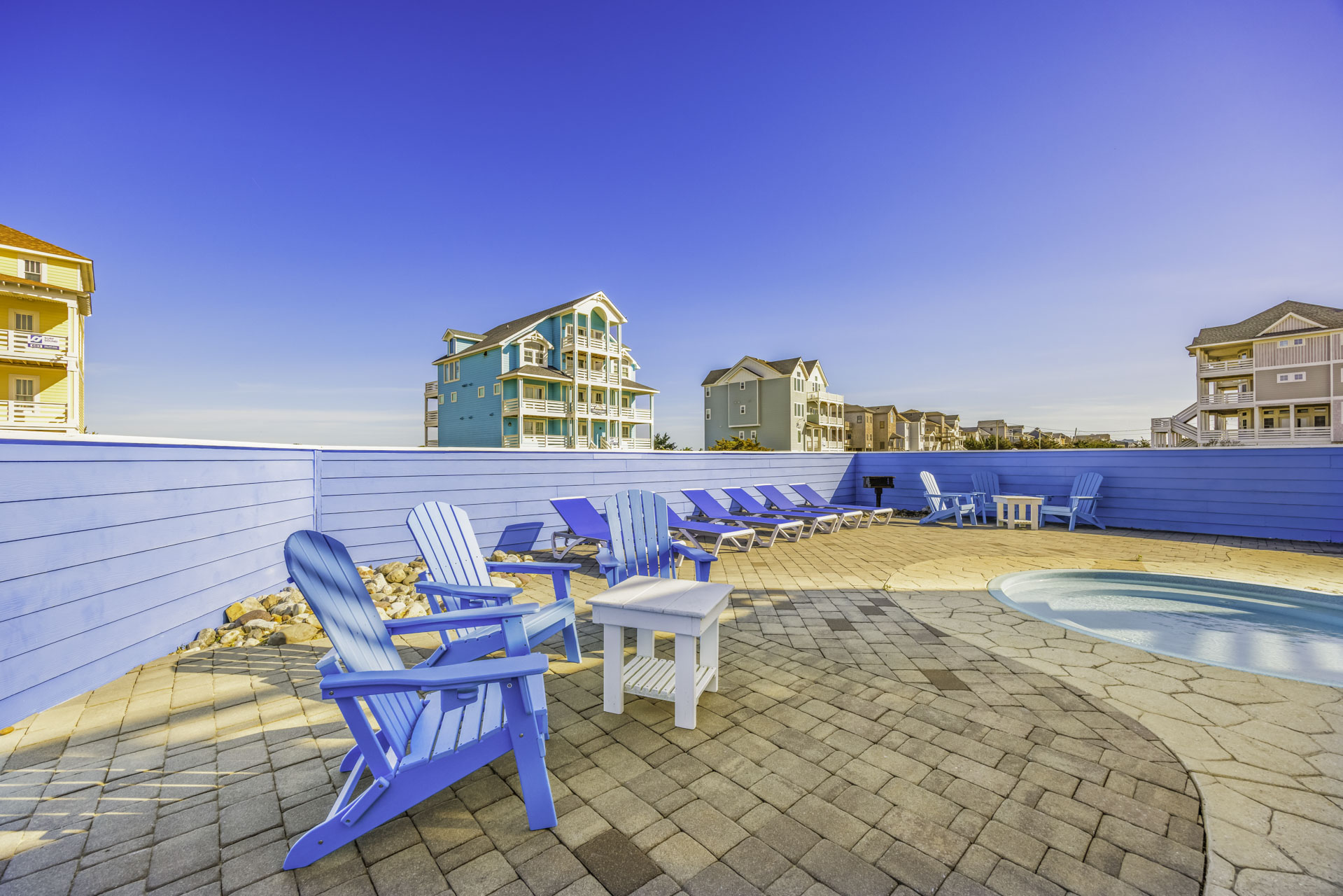 Surf Or Sound Realty 564 High Seas Pool Area 3