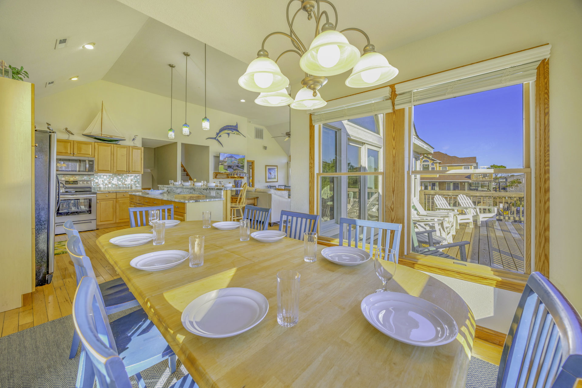 Surf Or Sound Realty 363 Sandy Cheeks Dining Area 4