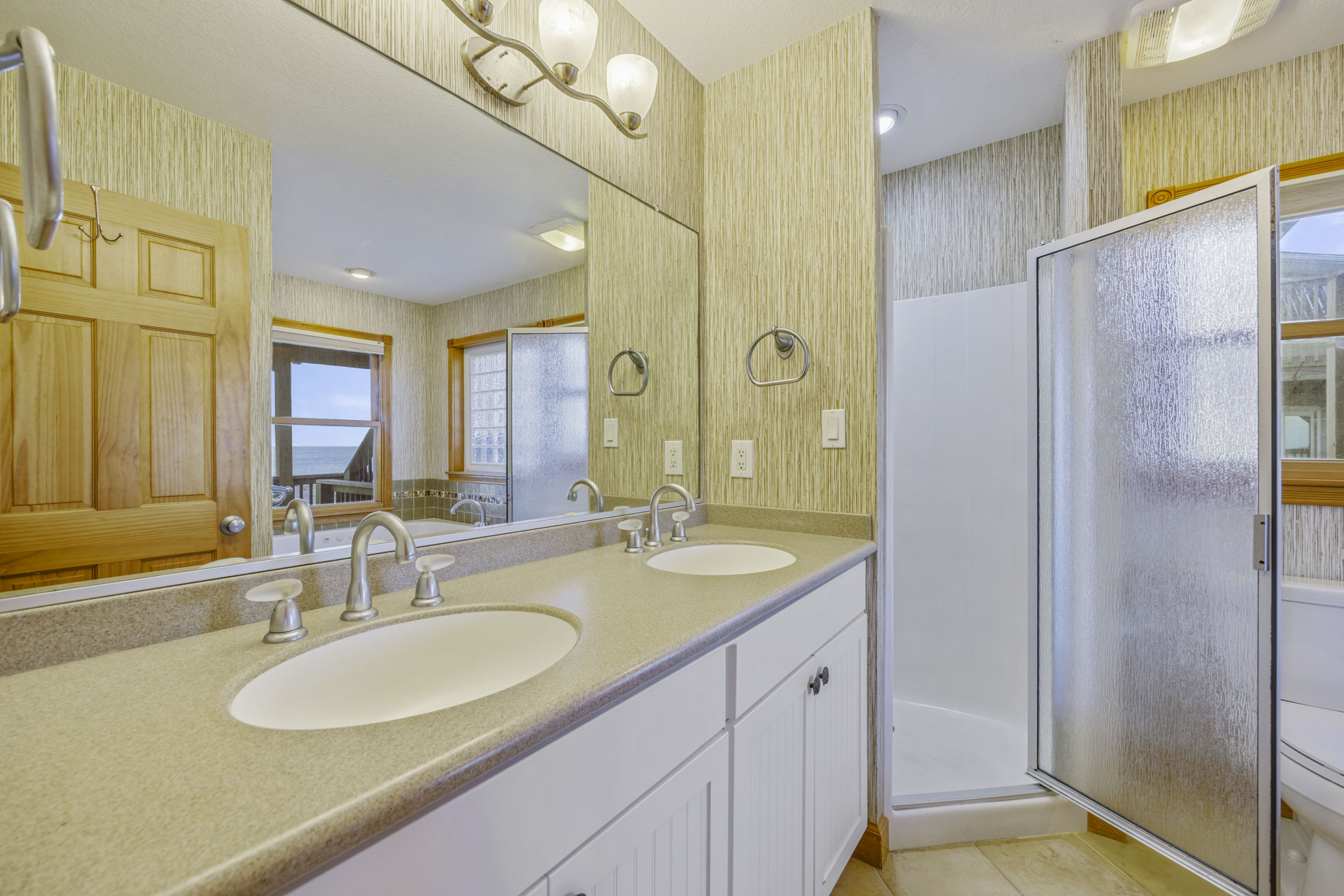 Surf Or Sound Realty 901 Flip Floppin Bedroom 5 3