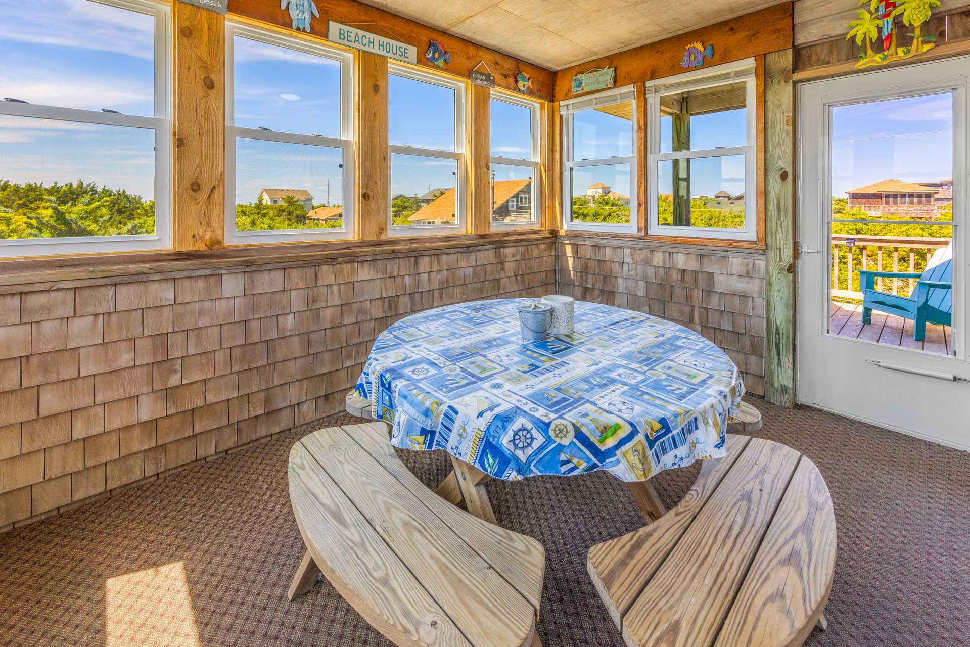 Surf Or Sound Realty 1044 K Seas Legacy Screened Porch 2