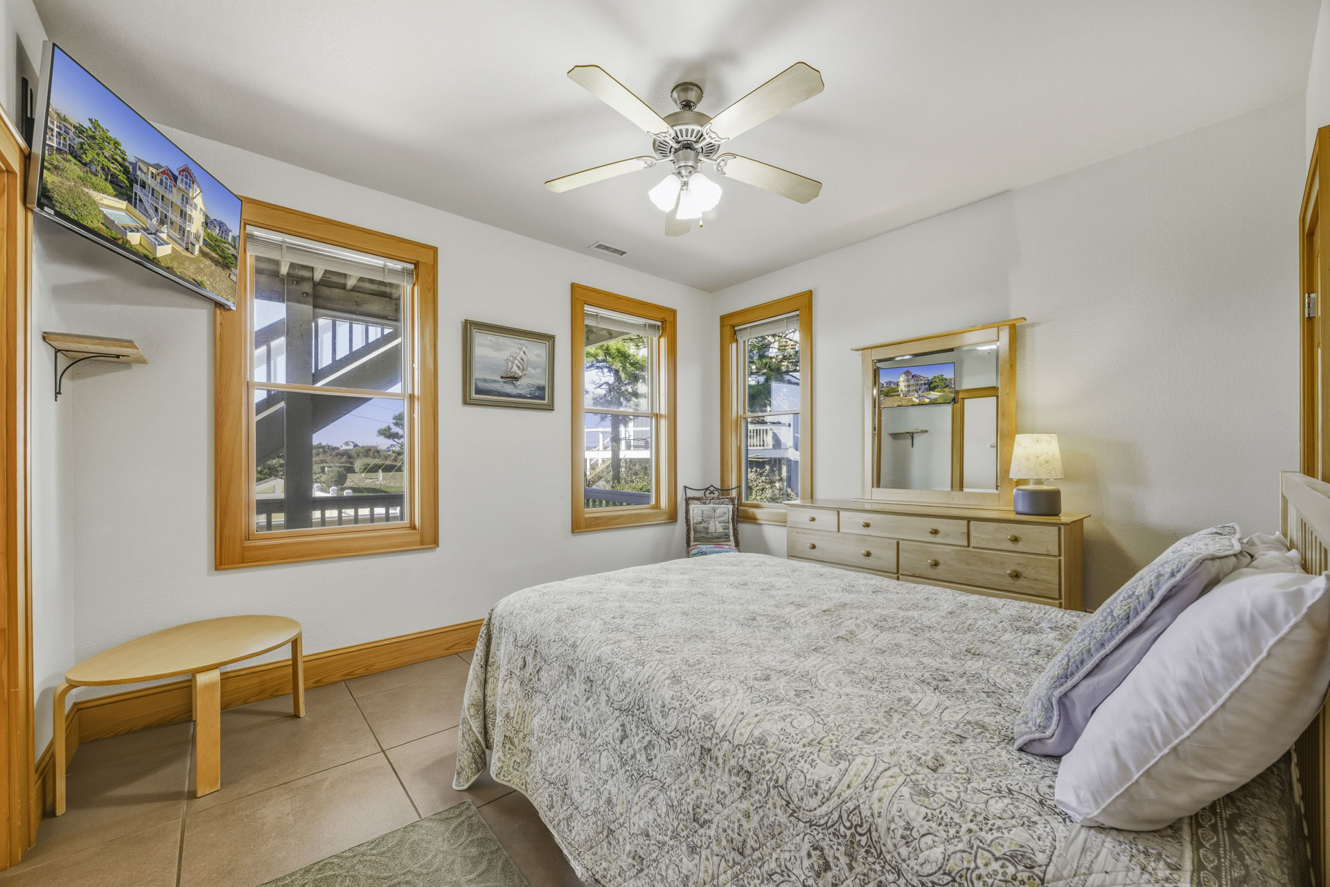 Surf Or Sound Realty 528 Hatteras Seaduction Bedroom 3 1