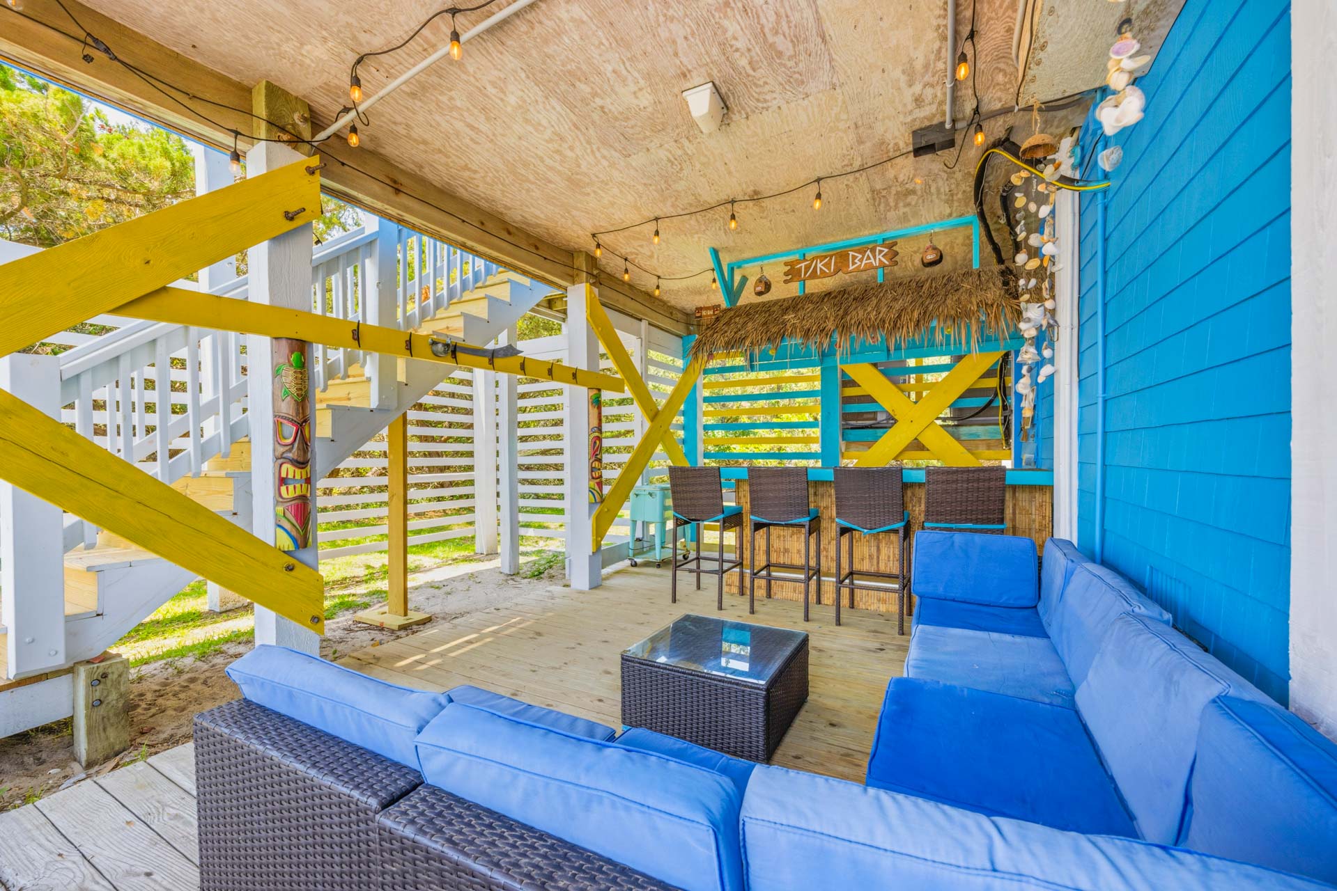 Surf Or Sound Realty 947 Creative Image Tiki Bar 1