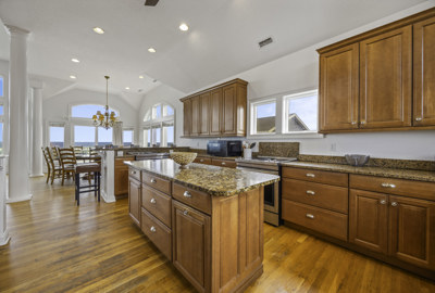 Surf Or Sound Realty 1151 Sunsational Kitchen 6