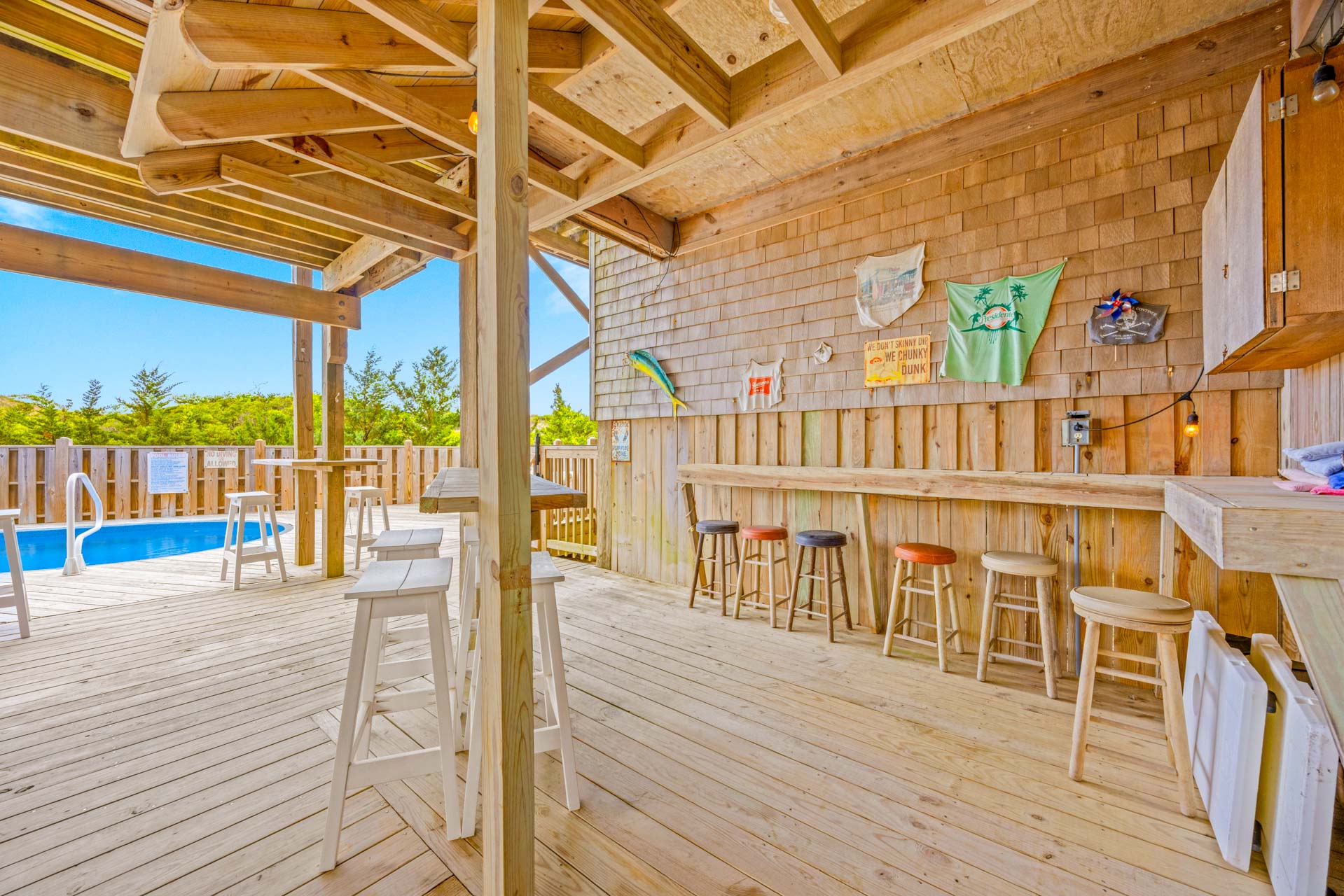 Surf Or Sound Realty 436 Ocean Lady Pool Area 1