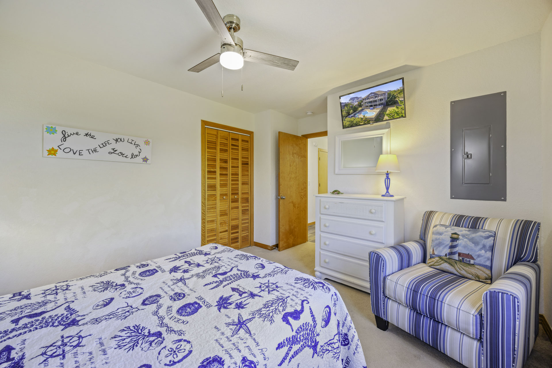 Surf Or Sound Realty 393 Sandfiddler Bedroom 3 3