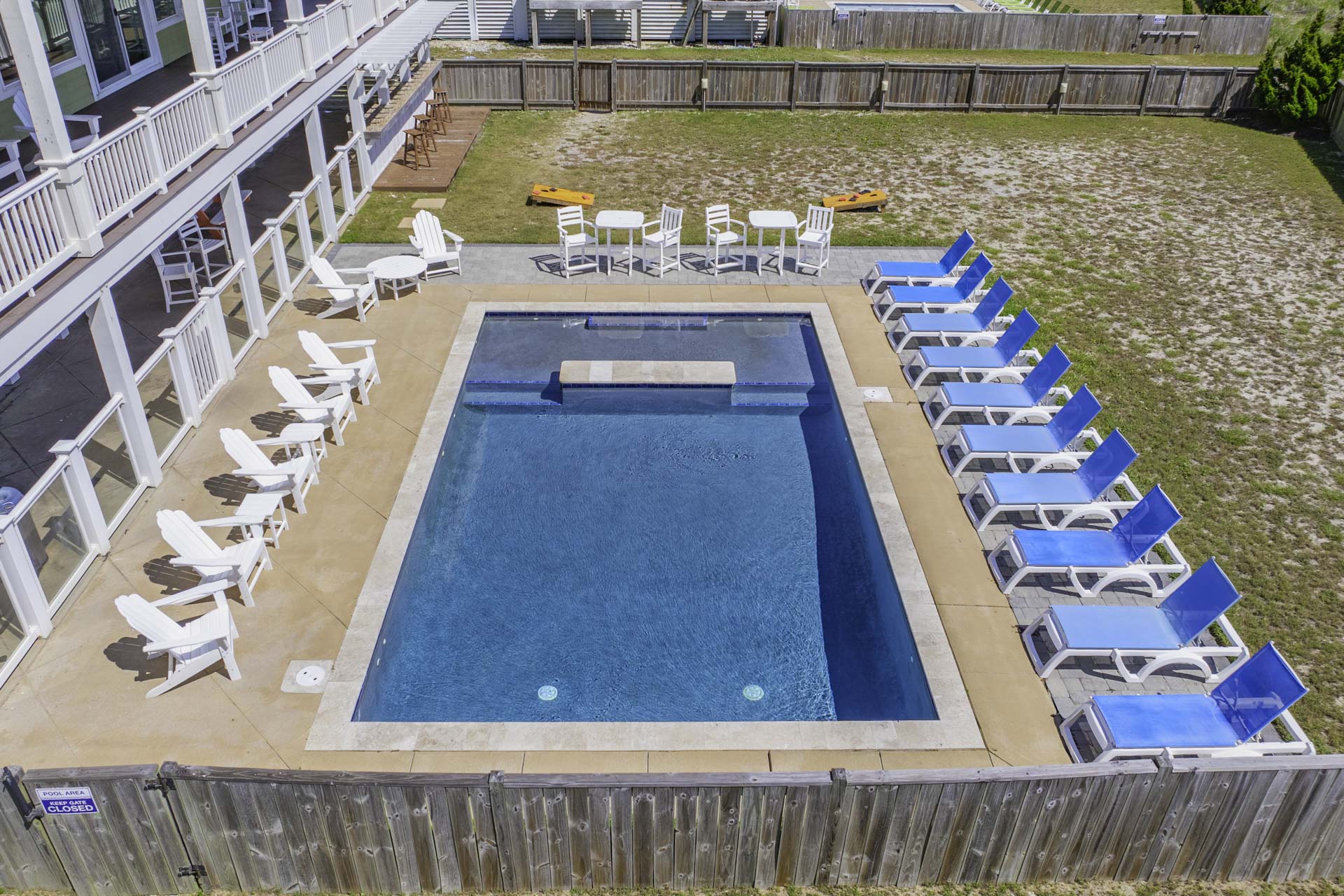 Surf Or Sound Realty 836 Hatteras Grander Pool Area 8