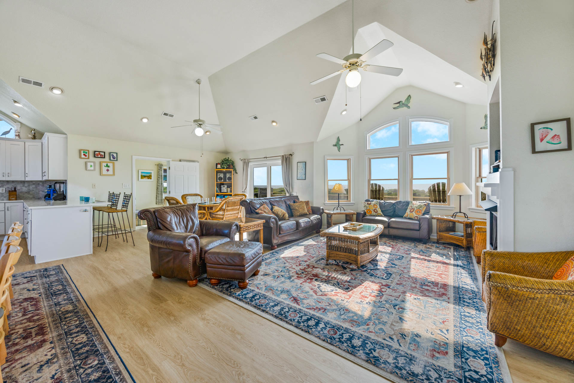 Surf Or Sound Realty 323 A Beach Dream Great Room 1