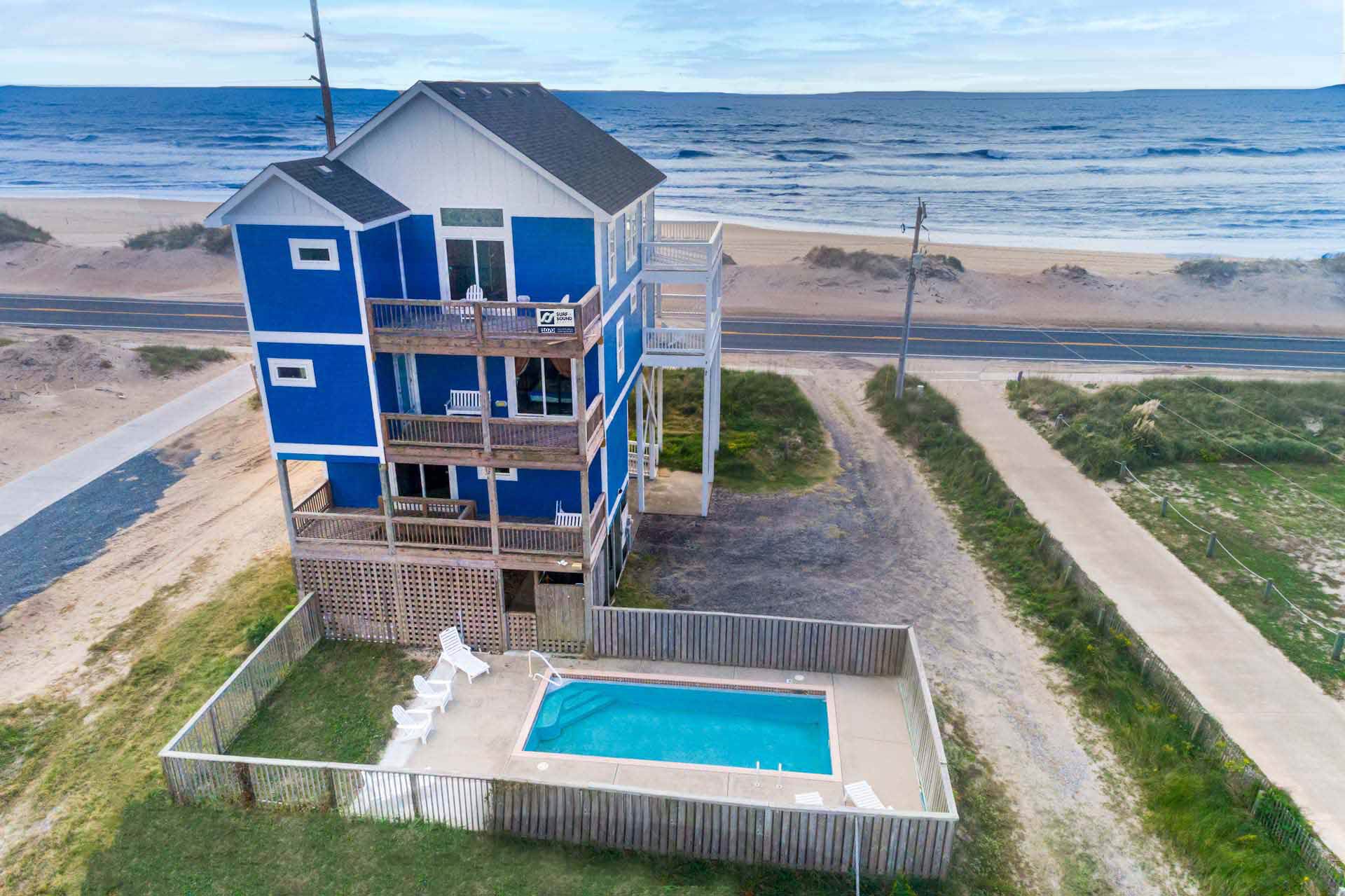 Hatteras Comfort - #1070 | Surf or Sound