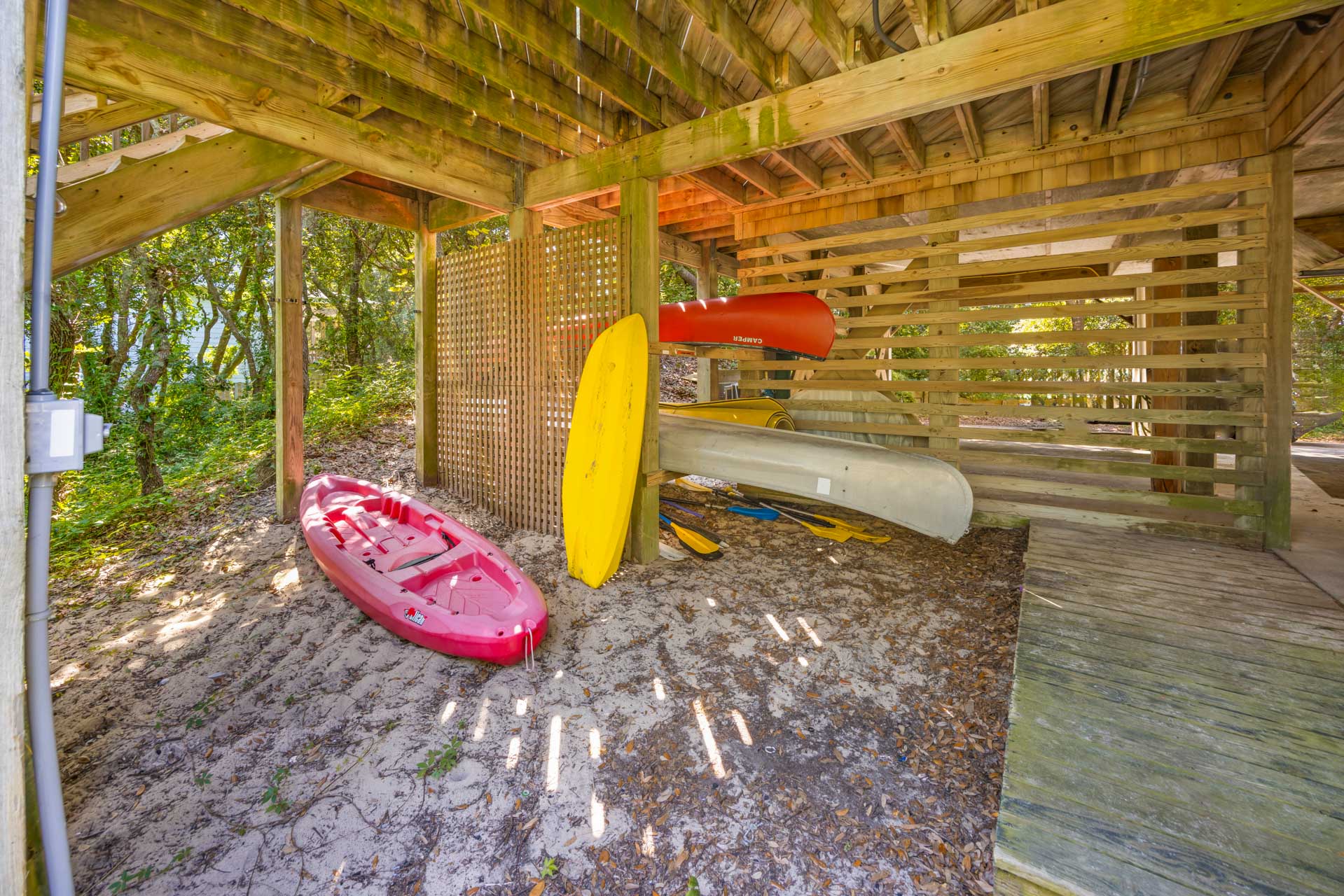 Surf Or Sound Realty 1227 The Treehouse Kayaks And Canoes