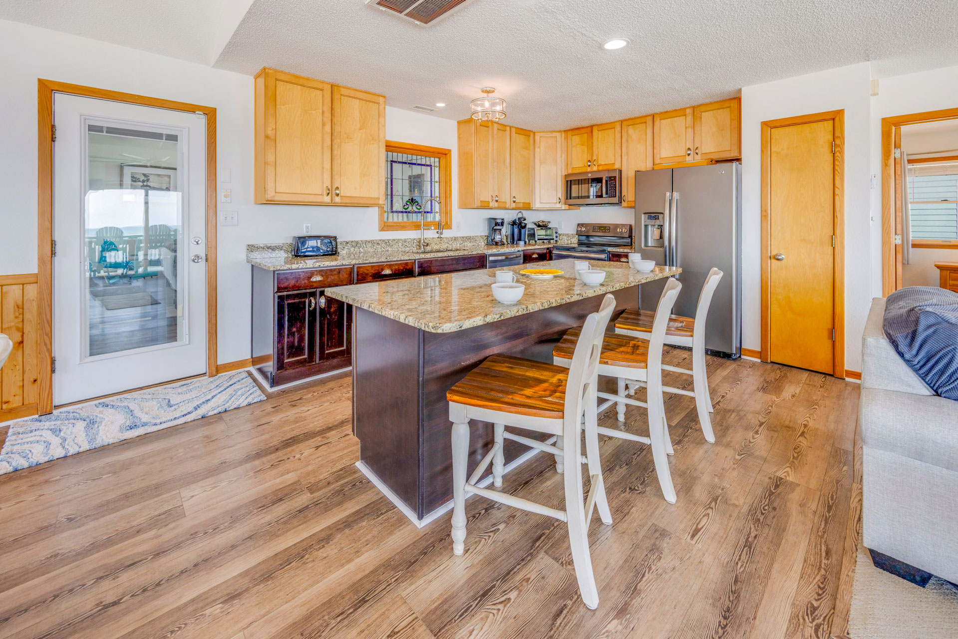 Surf Or Sound Realty 637 Dream Come True II Kitchen 5