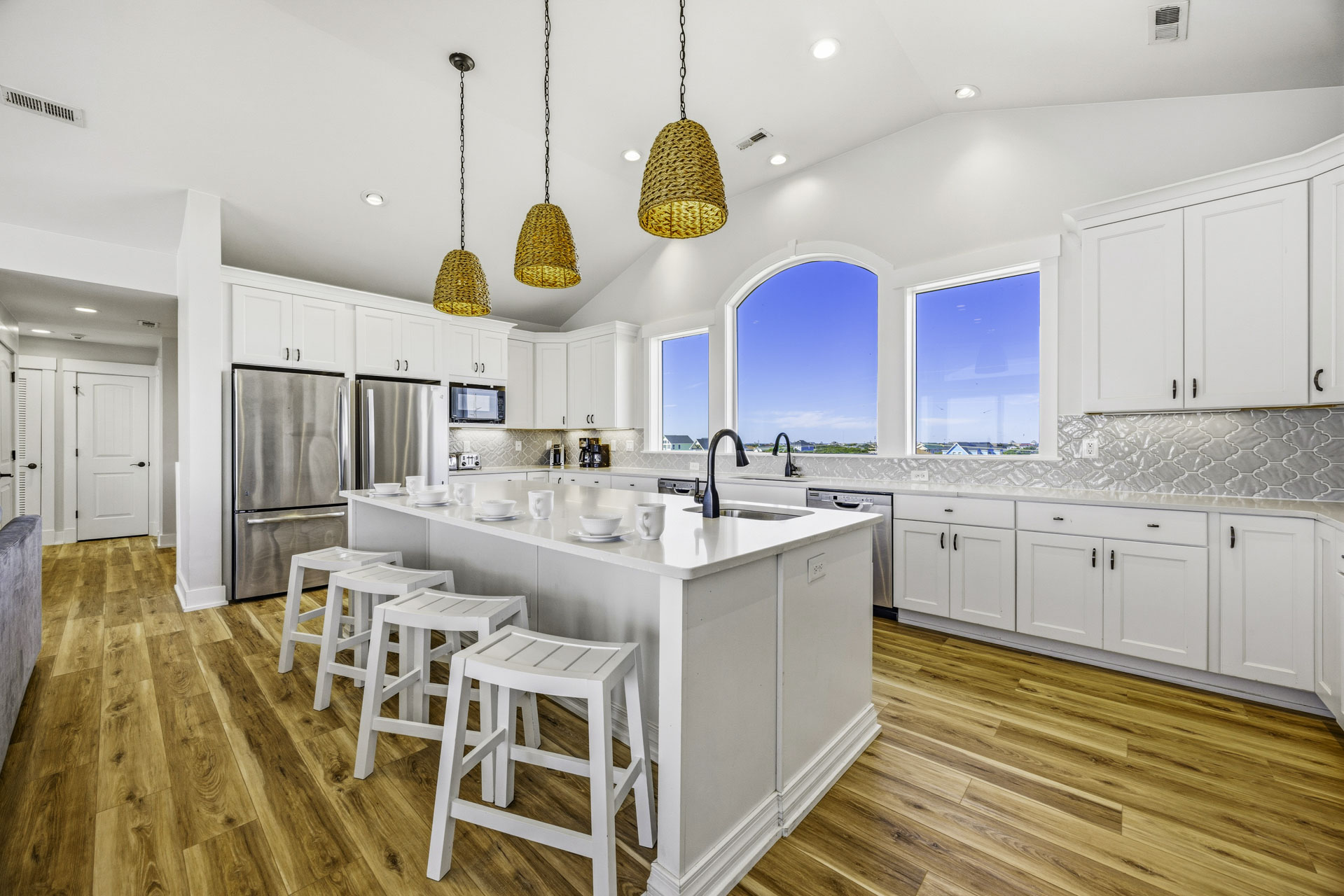 Surf Or Sound Realty 918 Cape Sol Kitchen 7