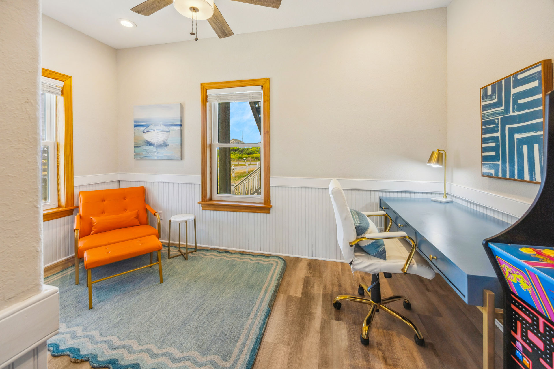 Surf Or Sound Realty 1065 Shorehouse Office 1