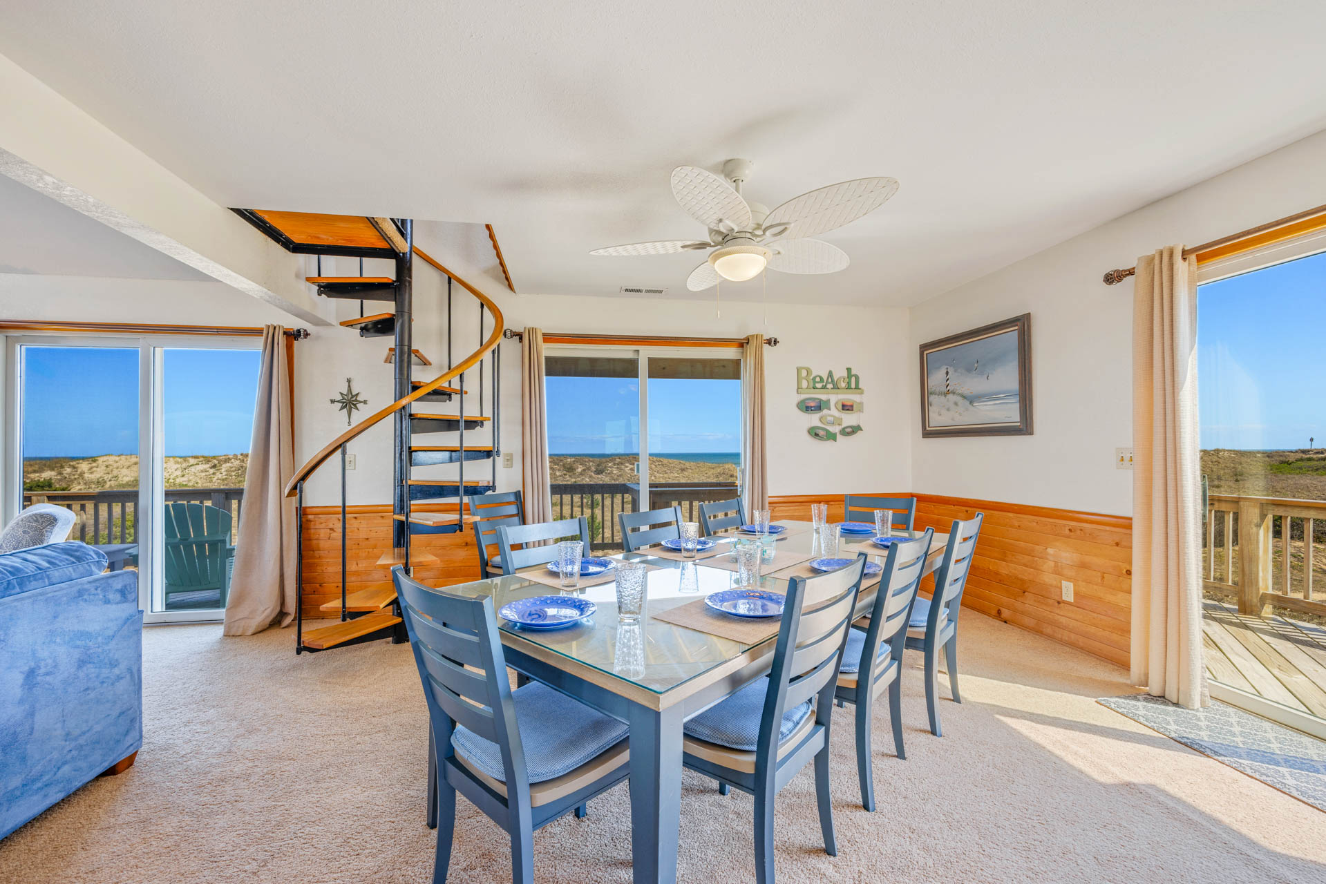 Surf Or Sound Realty 1066 Waves Goodbye Dining Area 2