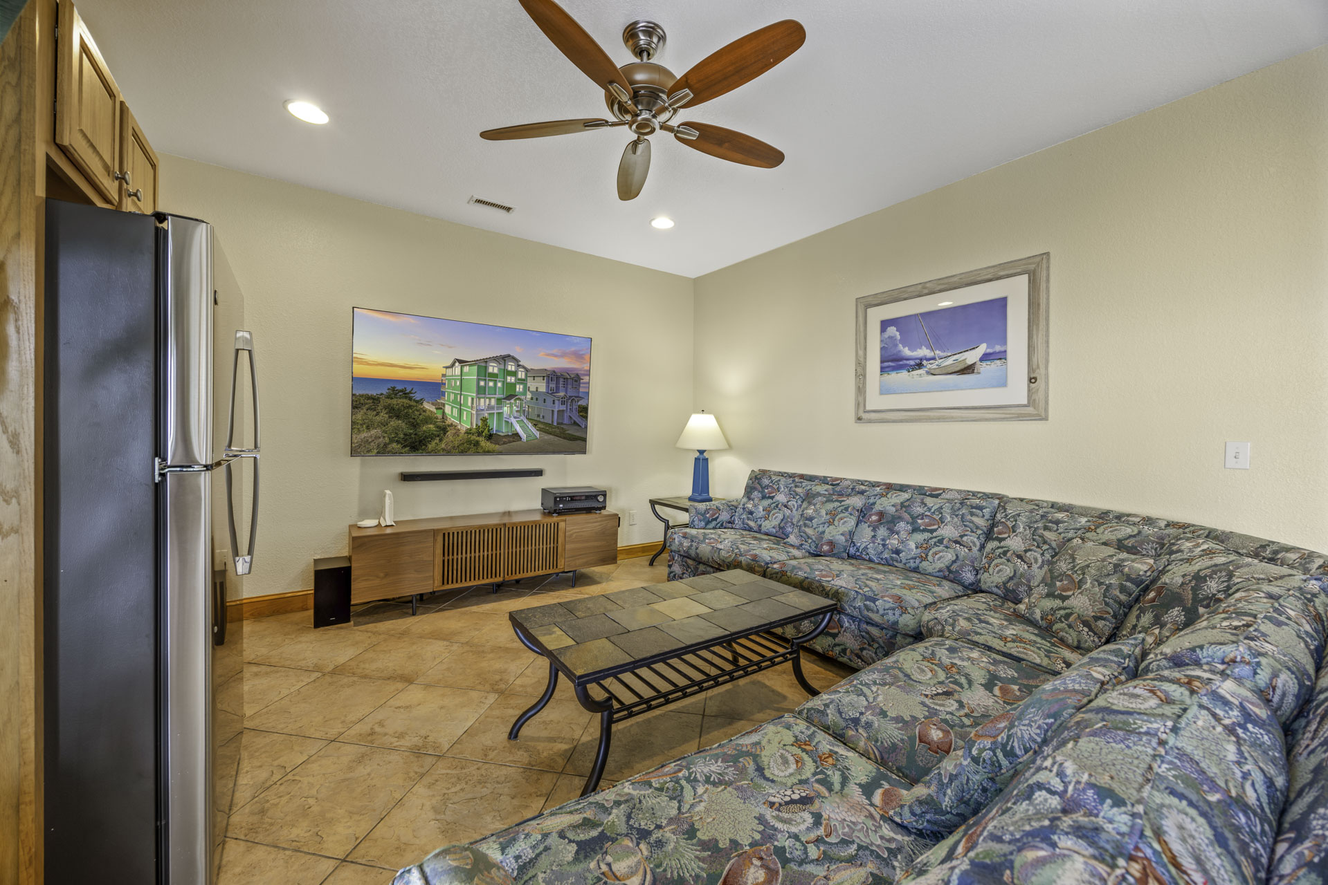 Surf Or Sound Realty 1181 Cayman Sunset Game Room 2