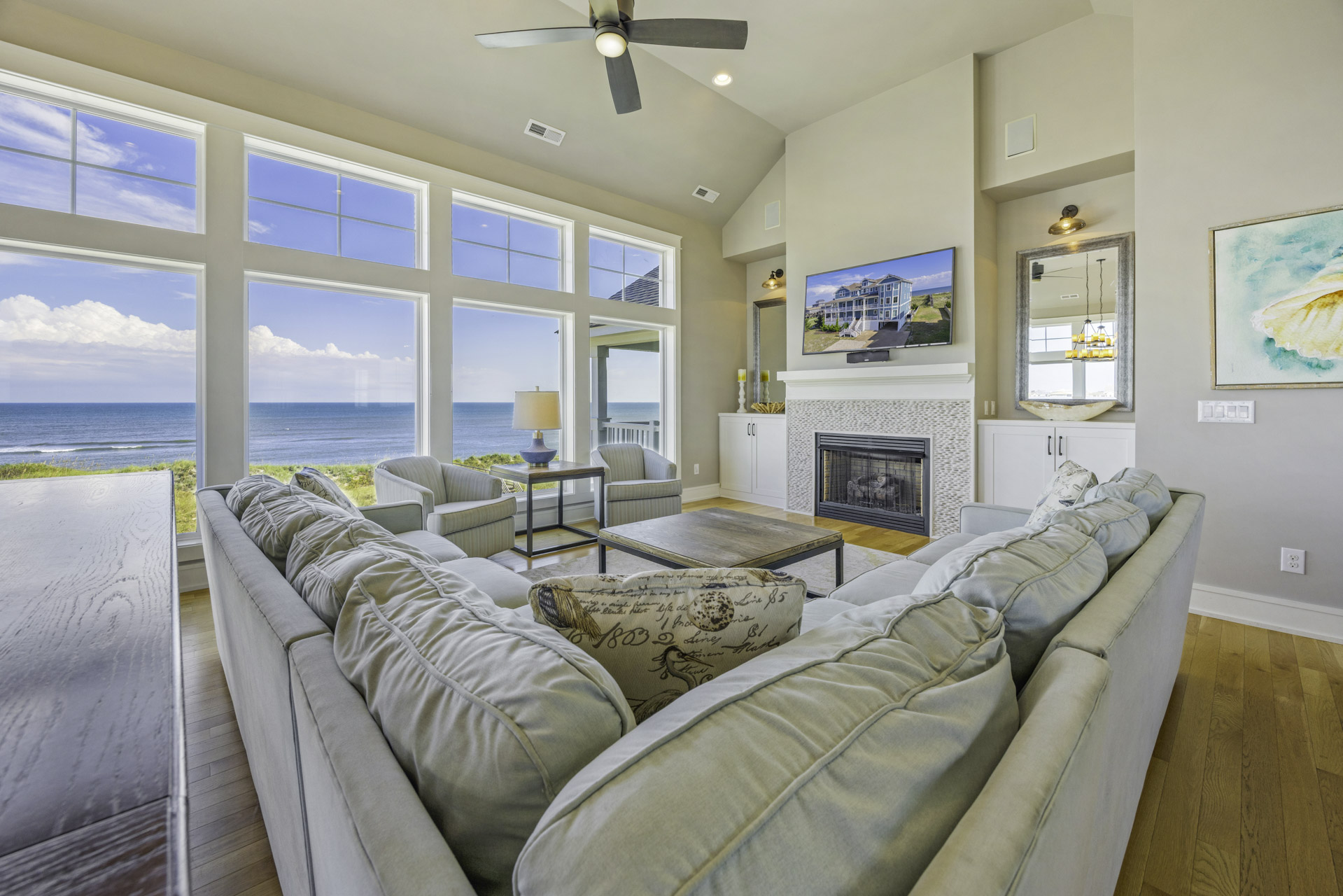 Surf Or Sound Realty 866 Wa Hoo Hatteras Great Room 2