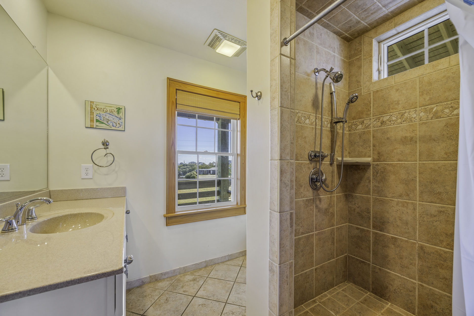 Surf Or Sound Realty 622 Sea Lady II Bedroom 2 3