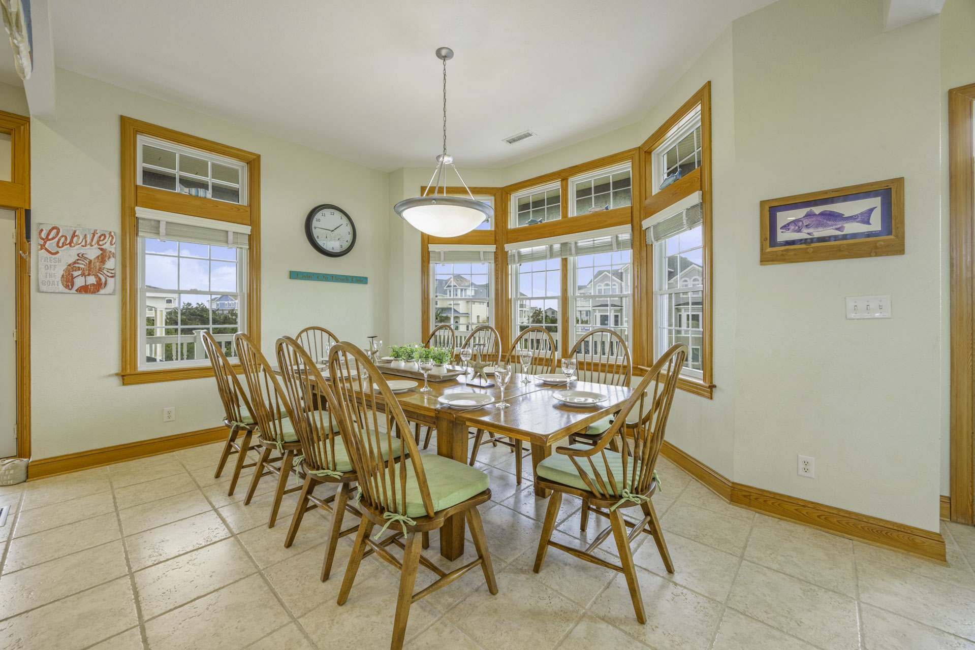 Surf Or Sound Realty 591 Miss Cape May Dining Area 1