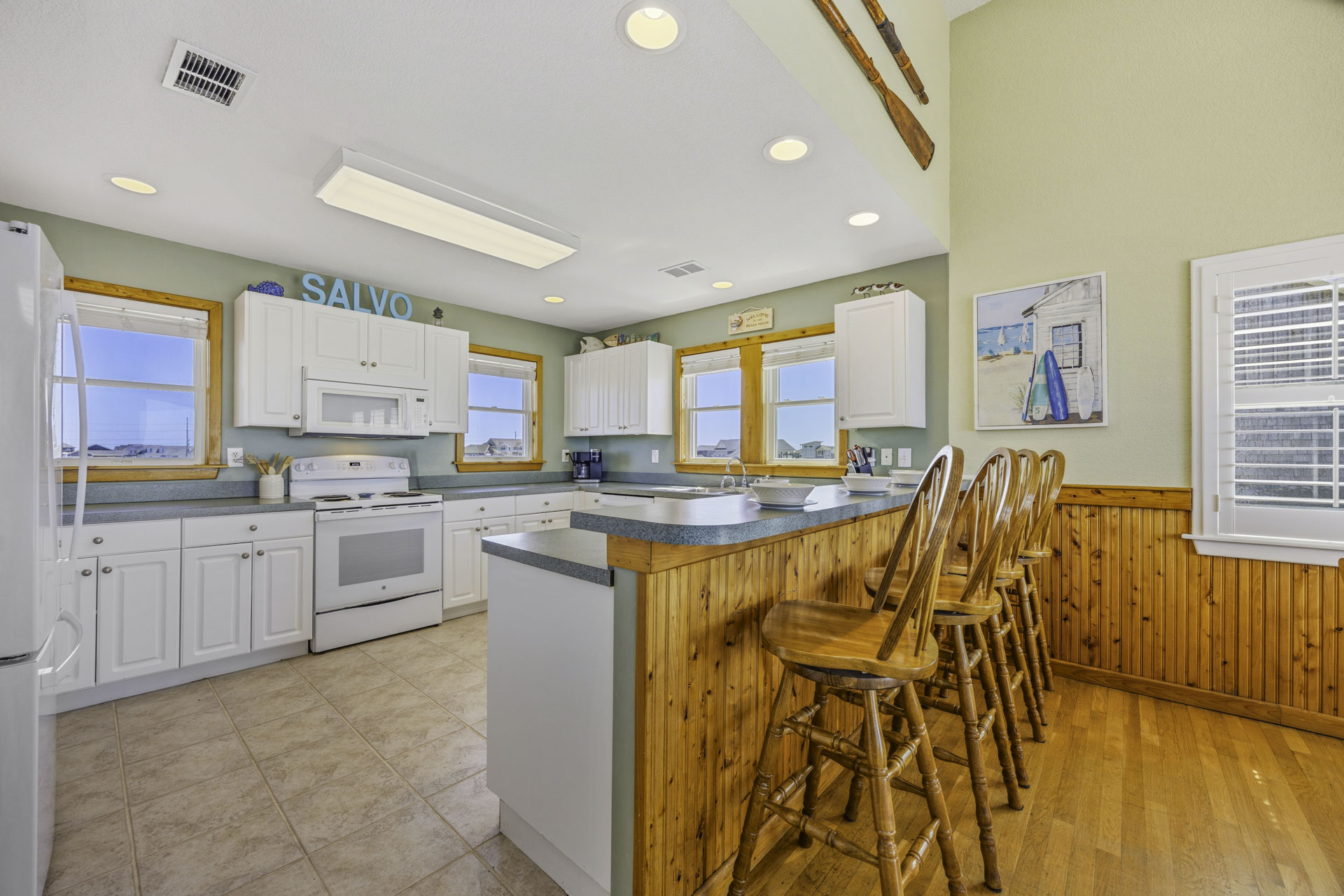Surf Or Sound Realty 339 Salvo Sunsets Kitchen 5