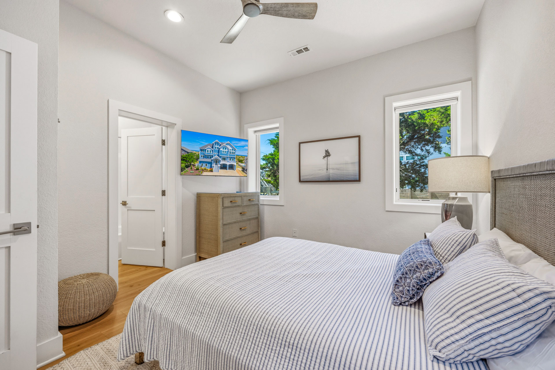 Surf Or Sound Realty 652 Castlemere Bedroom 9 2