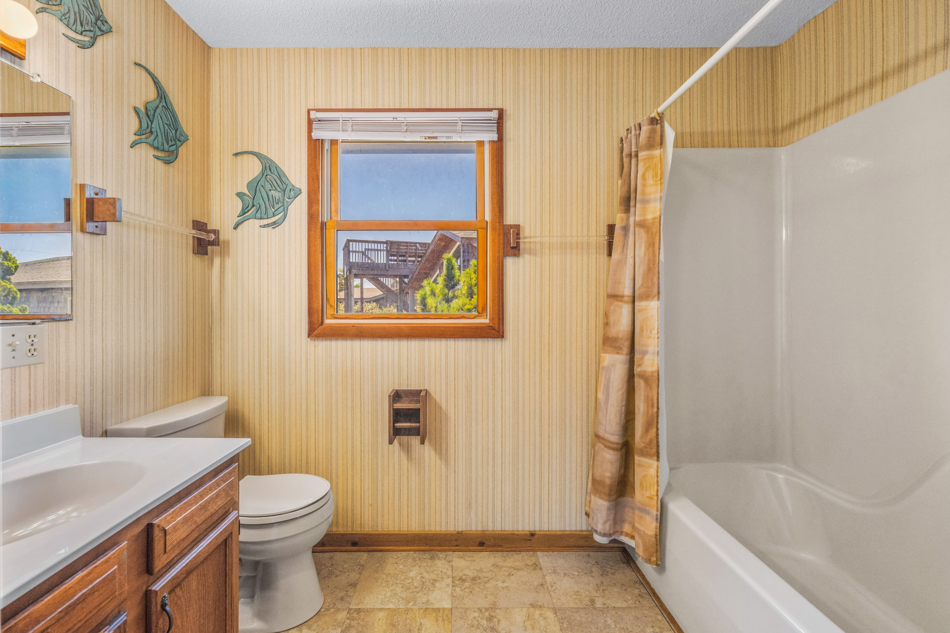 Surf Or Sound Realty 134 Aquarius Bedroom 2 1