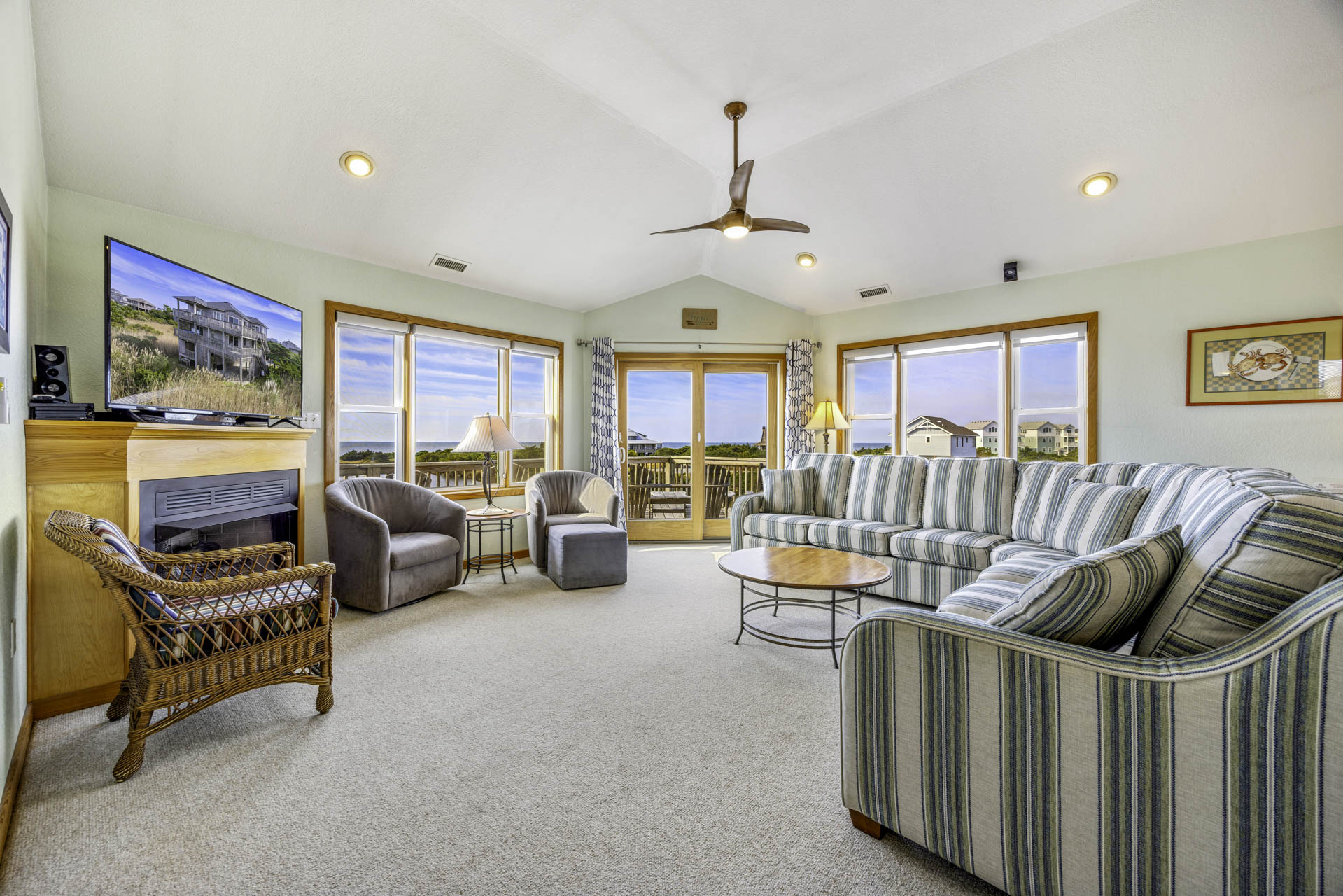 Surf Or Sound Realty 1235 Belle Vie Great Room 1