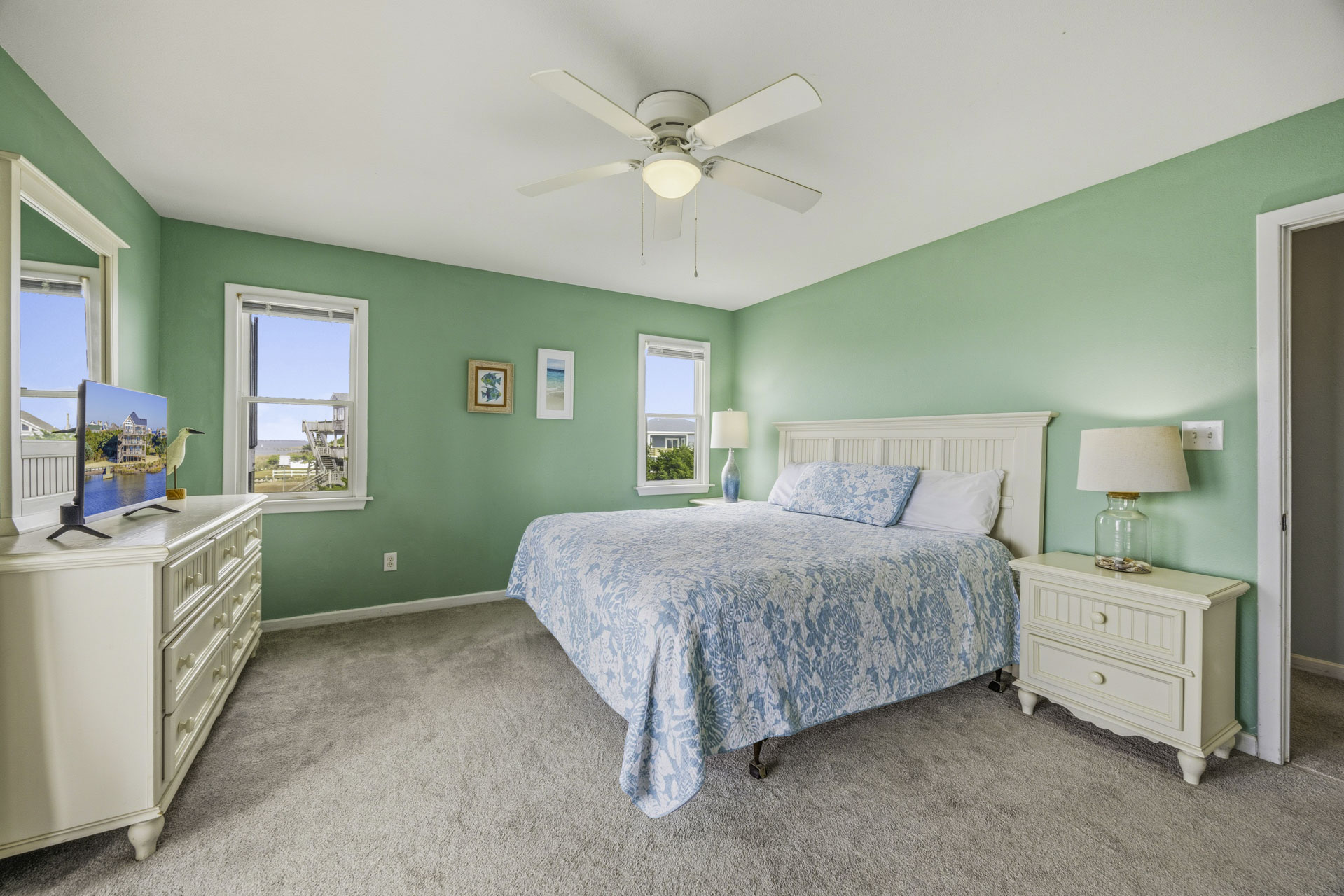 Surf Or Sound Realty 260 Gone With The Wind Bedroom 2 2