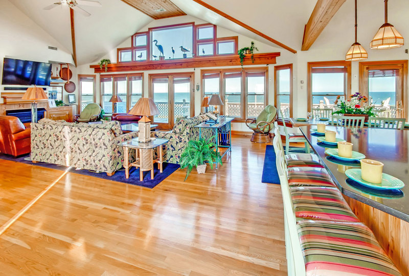 Moonglade 1 Surf or Sound