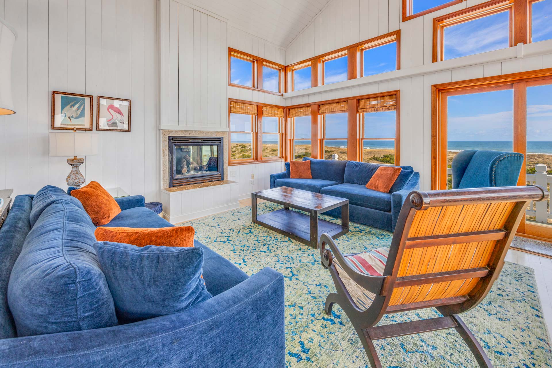 Surf Or Sound Realty 377 Hatteras Moon Great Room 3