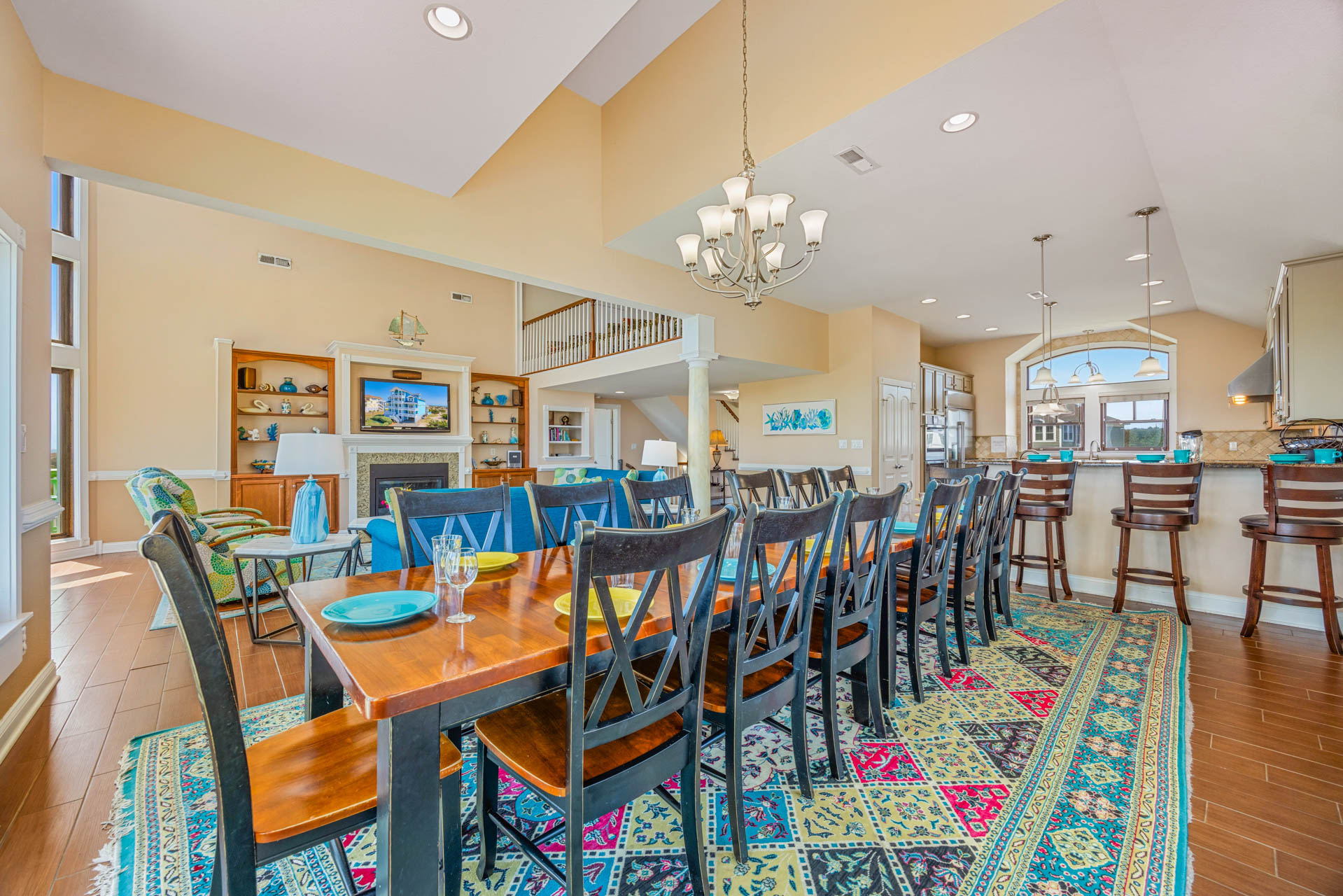 Surf Or Sound Realty 684 Moonshine Dining Area 2