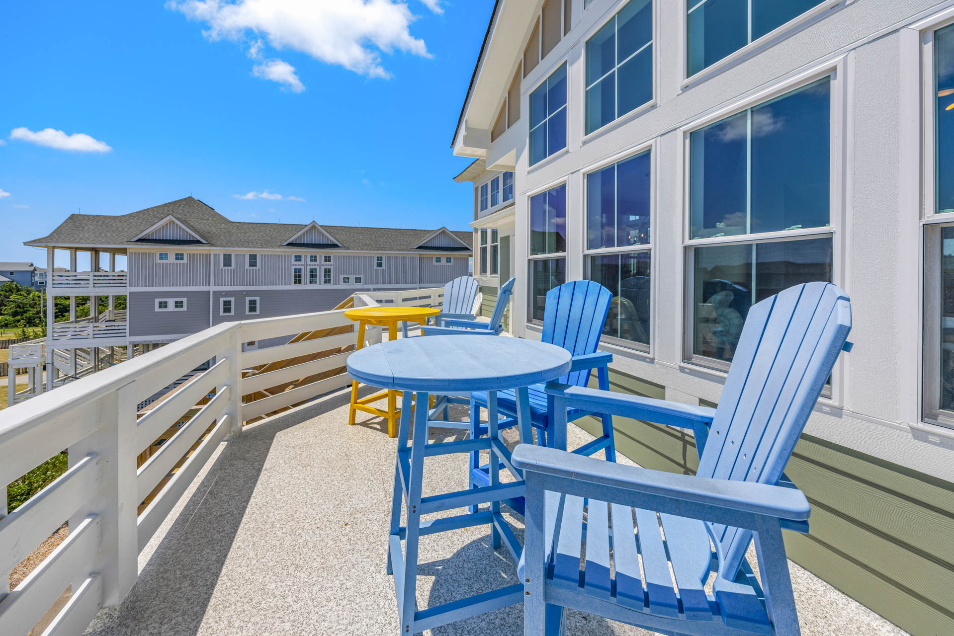 Surf Or Sound Realty 685 Shooting Star Deck 2
