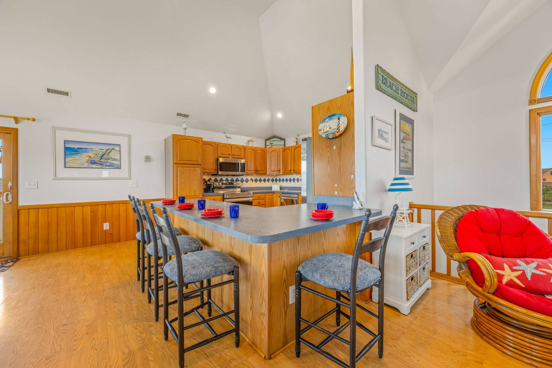 Surf Or Sound Realty 1250 Carolina Pearl Kitchen 1