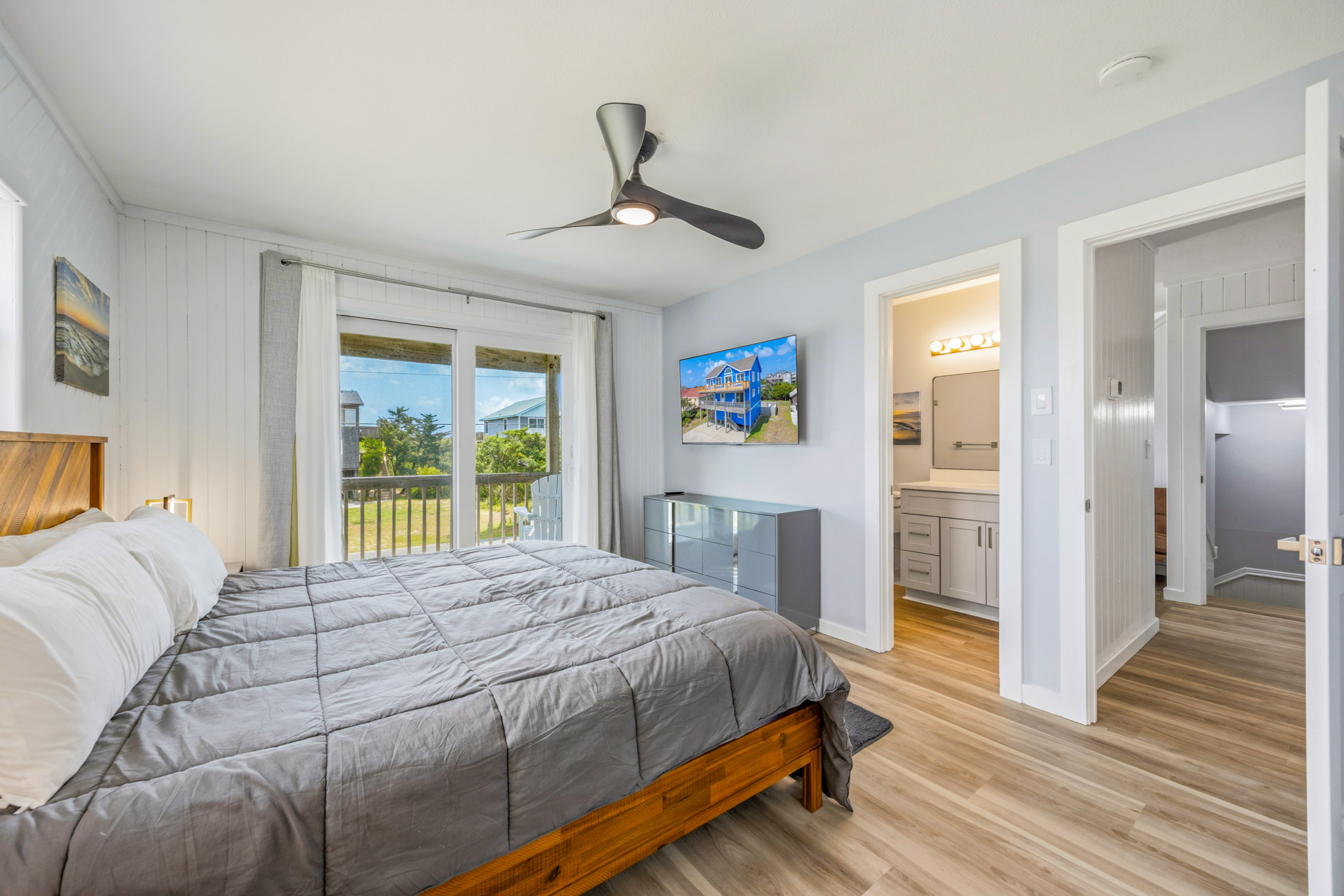 Surf Or Sound Realty 1245 Blue Wahoo Bedroom 1 2