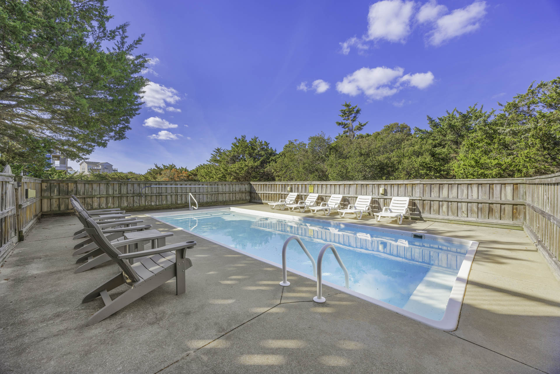 Surf Or Sound Realty 753 Longview Pool Area 4