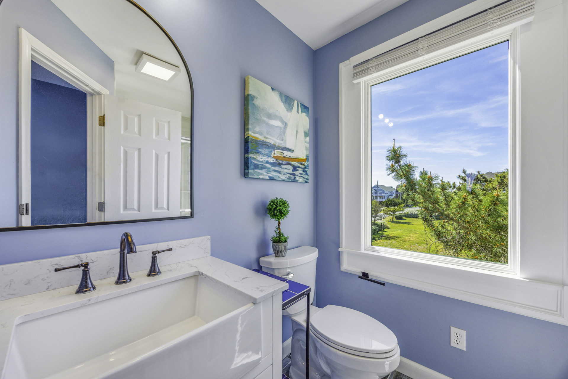 Surf Or Sound Realty 1040 Dolphins Watch Bedroom 5 3