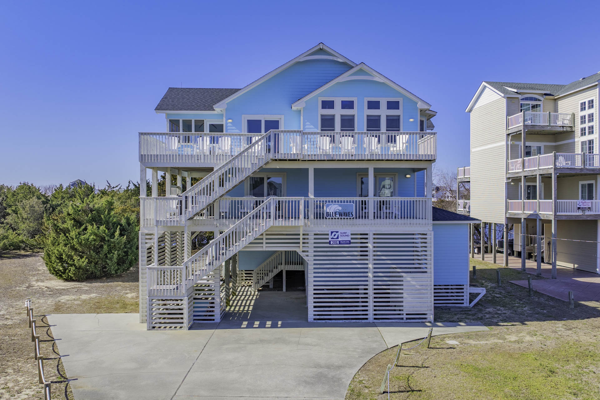 Surf Or Sound Realty 201 Blue Waves Exterior 1