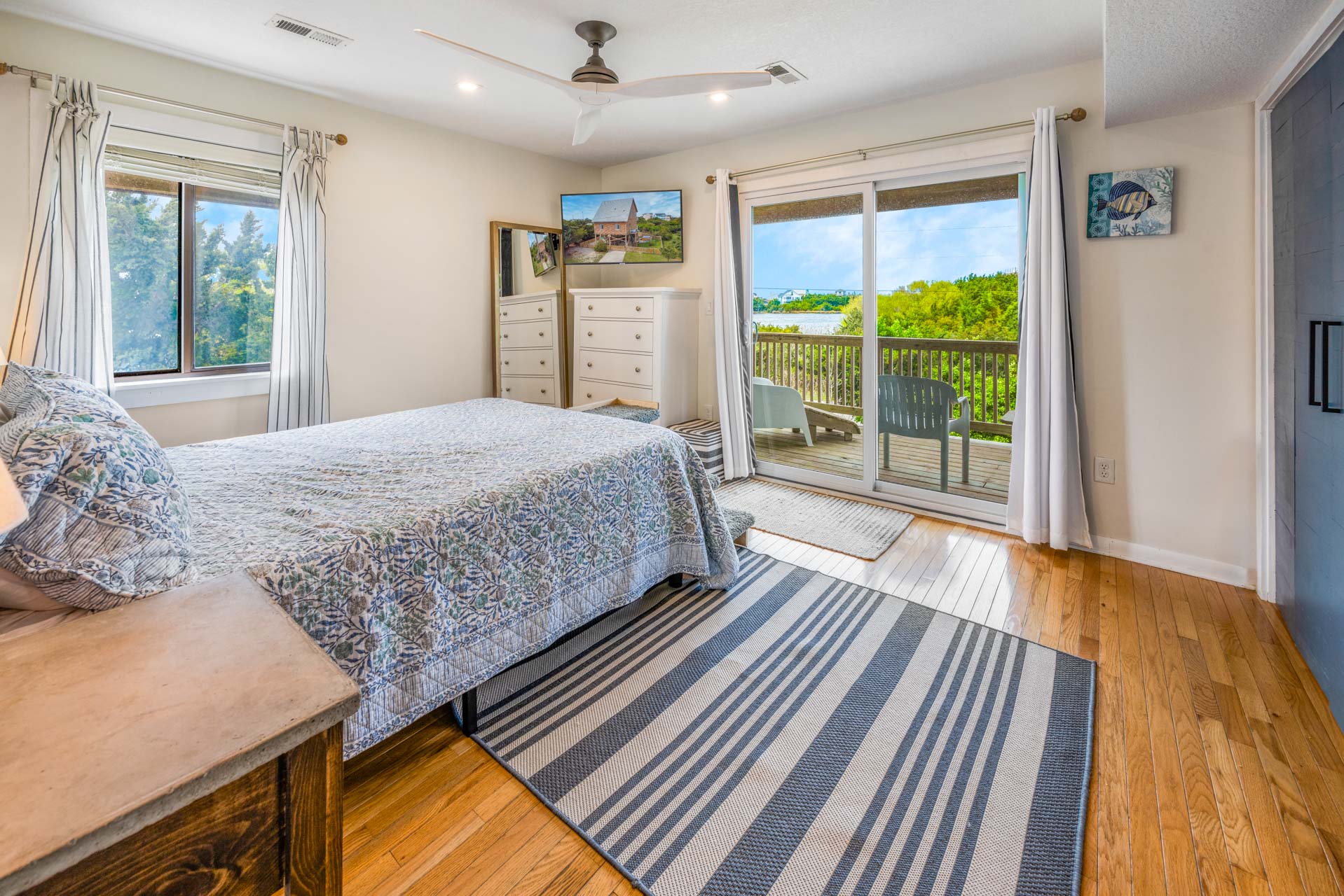Surf Or Sound Realty 960 Osprey Bedroom 1 1