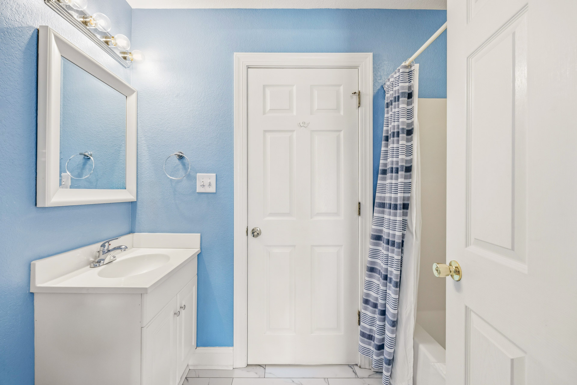Surf Or Sound Realty 1249 Temptation Bedroom 2 3