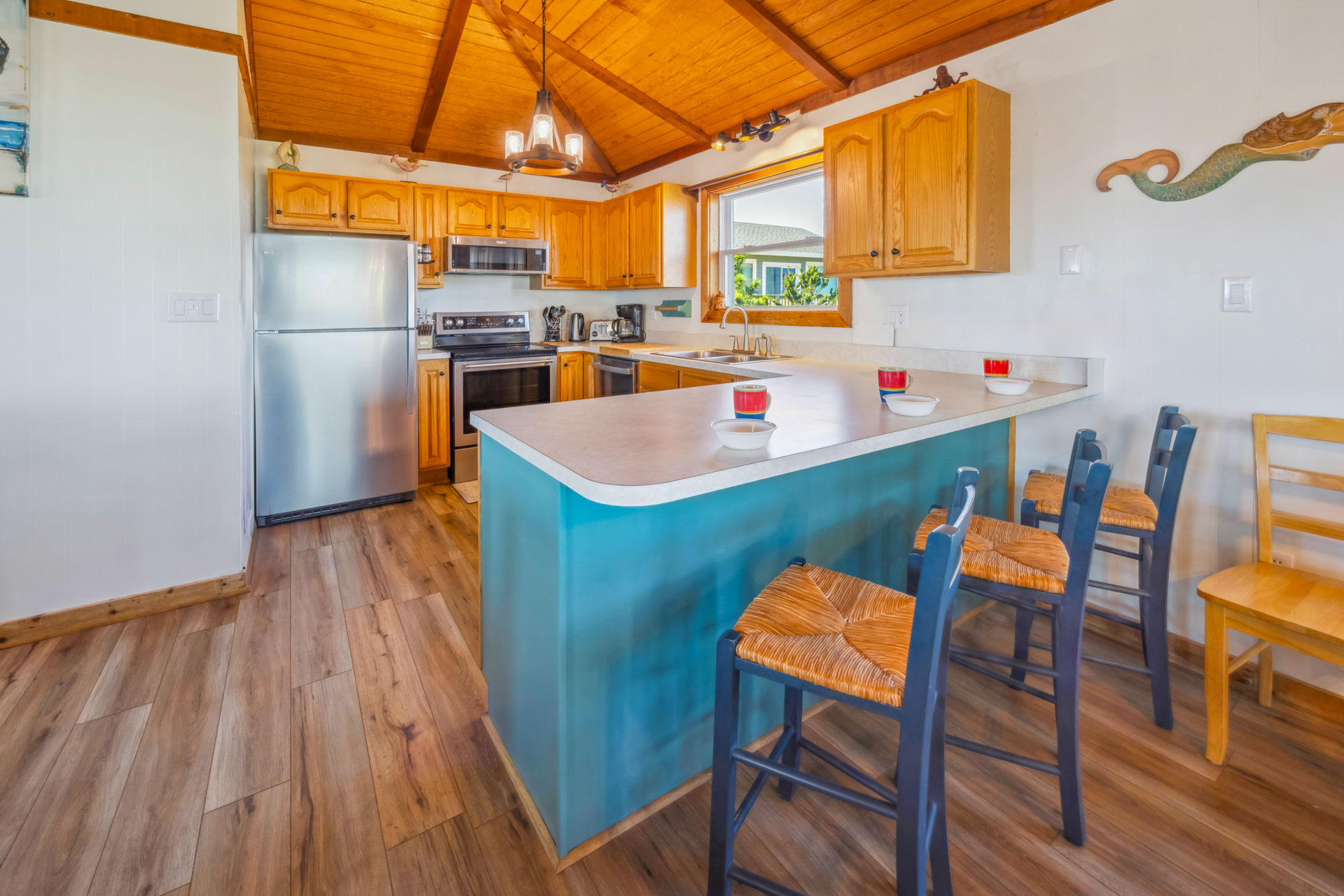 Surf Or Sound Realty 1119 Beach Jam'n Kitchen 4