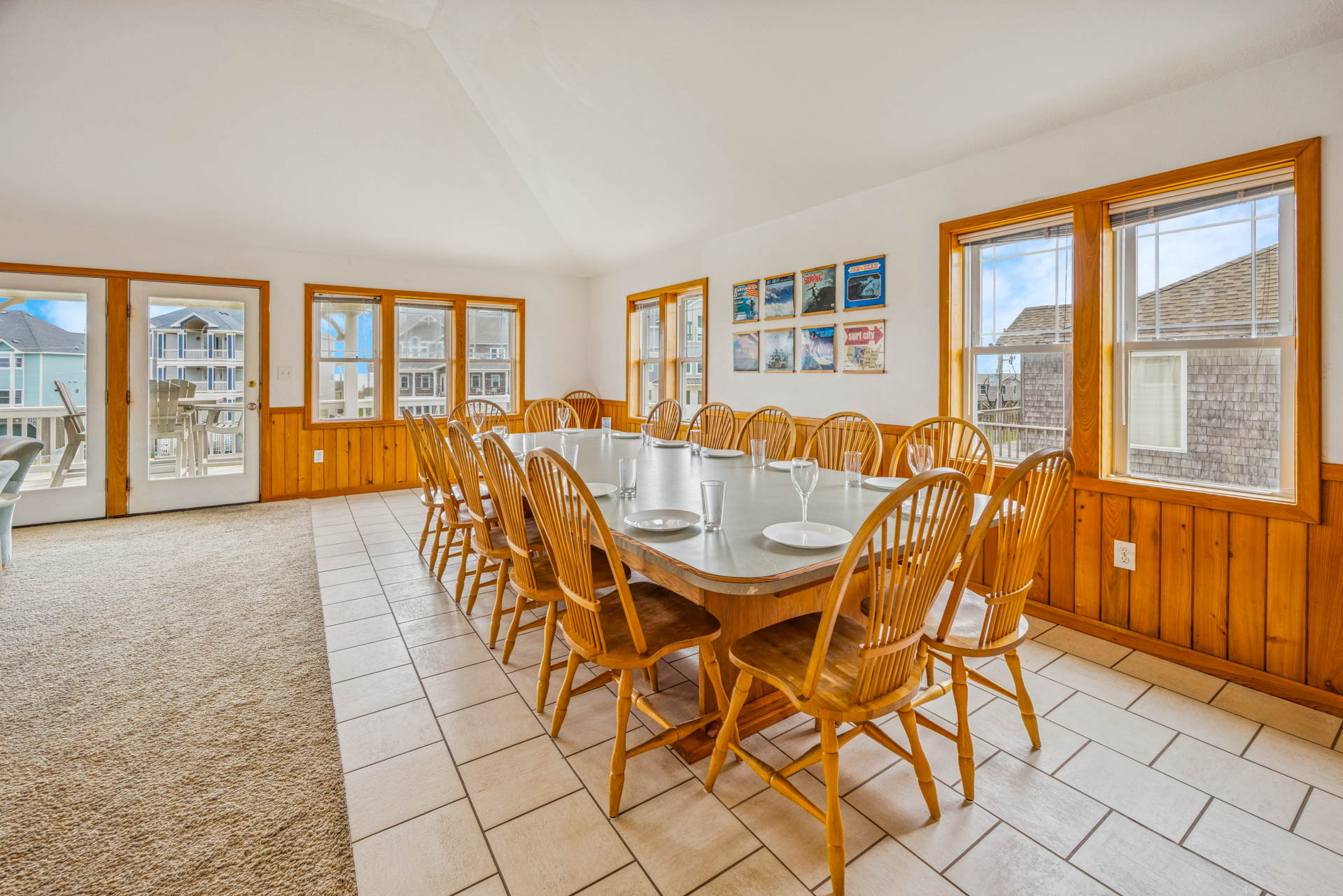 Surf Or Sound Realty 236 Surf Music Dining Area 1