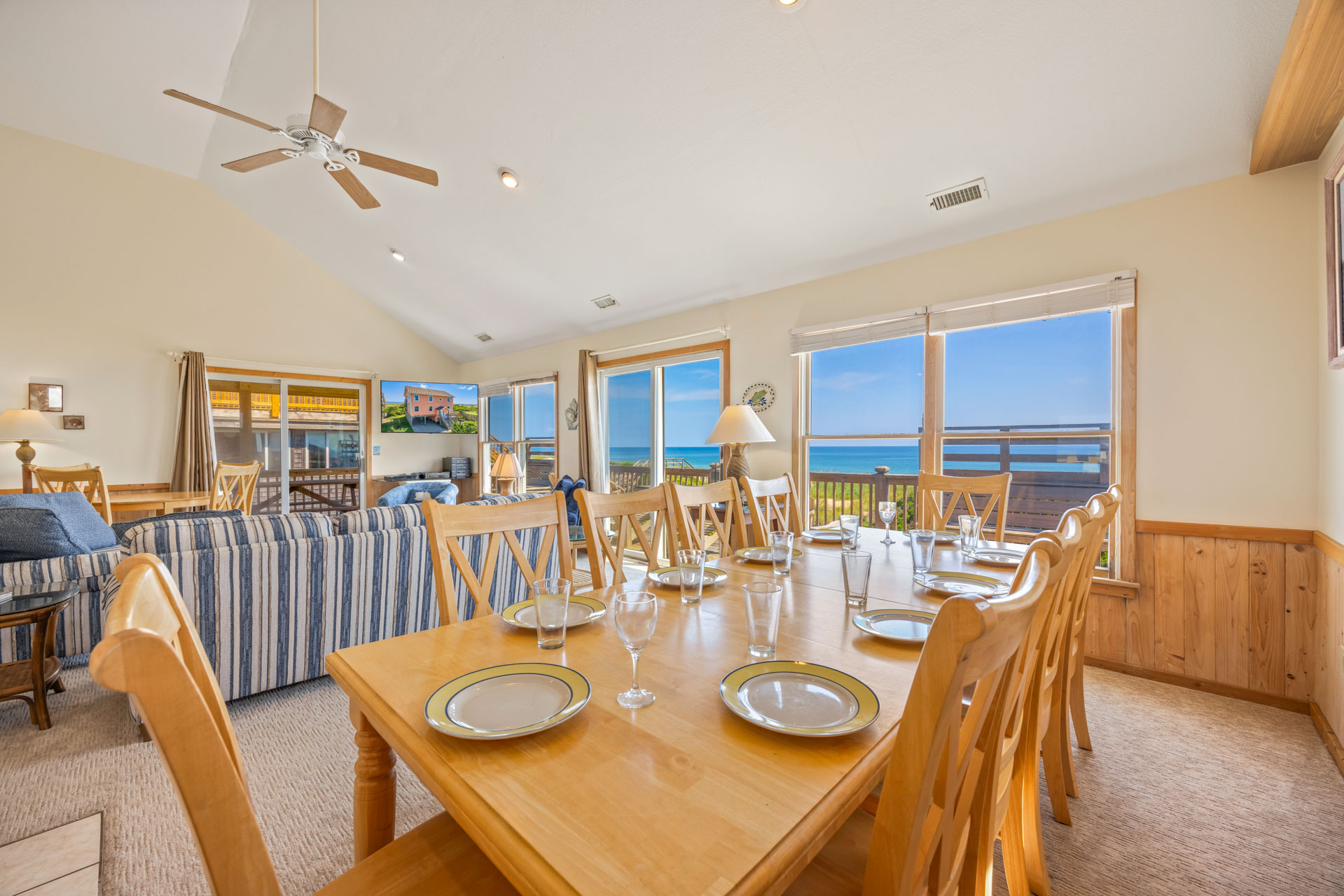 Surf Or Sound Realty 287 Surf Side Dining Area 2
