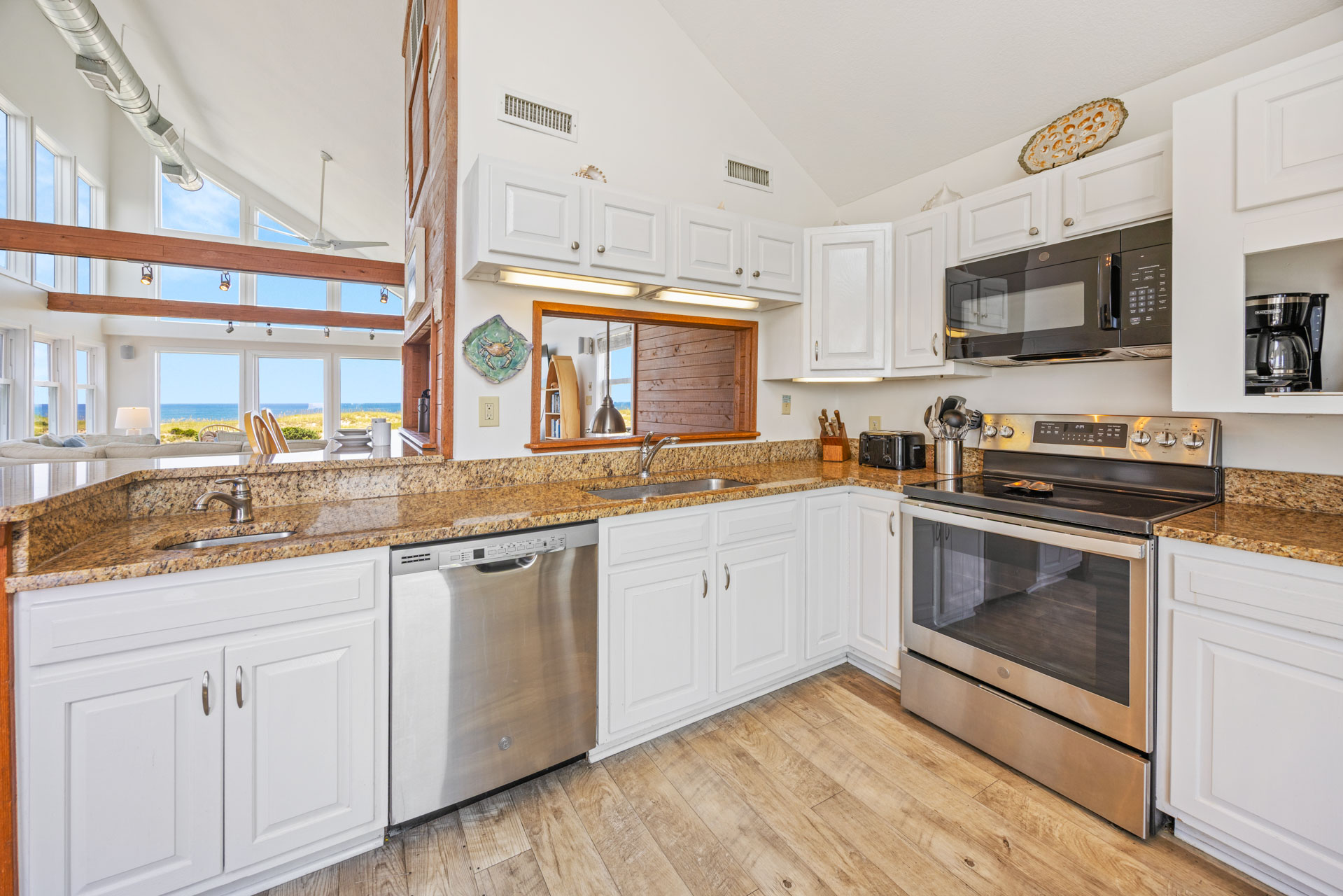 Surf Or Sound Realty 1022 Stella Maris Kitchen 2