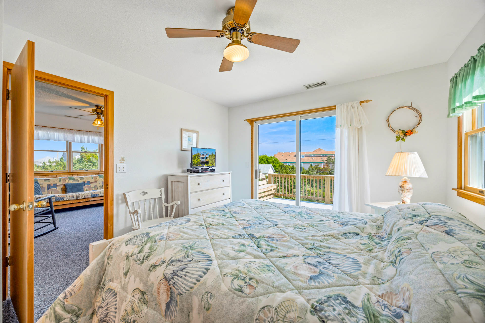 Surf Or Sound Realty 1252 Tern Inn Bedroom 1 2
