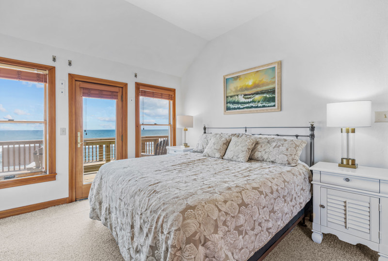 Moonglade 1 Surf or Sound