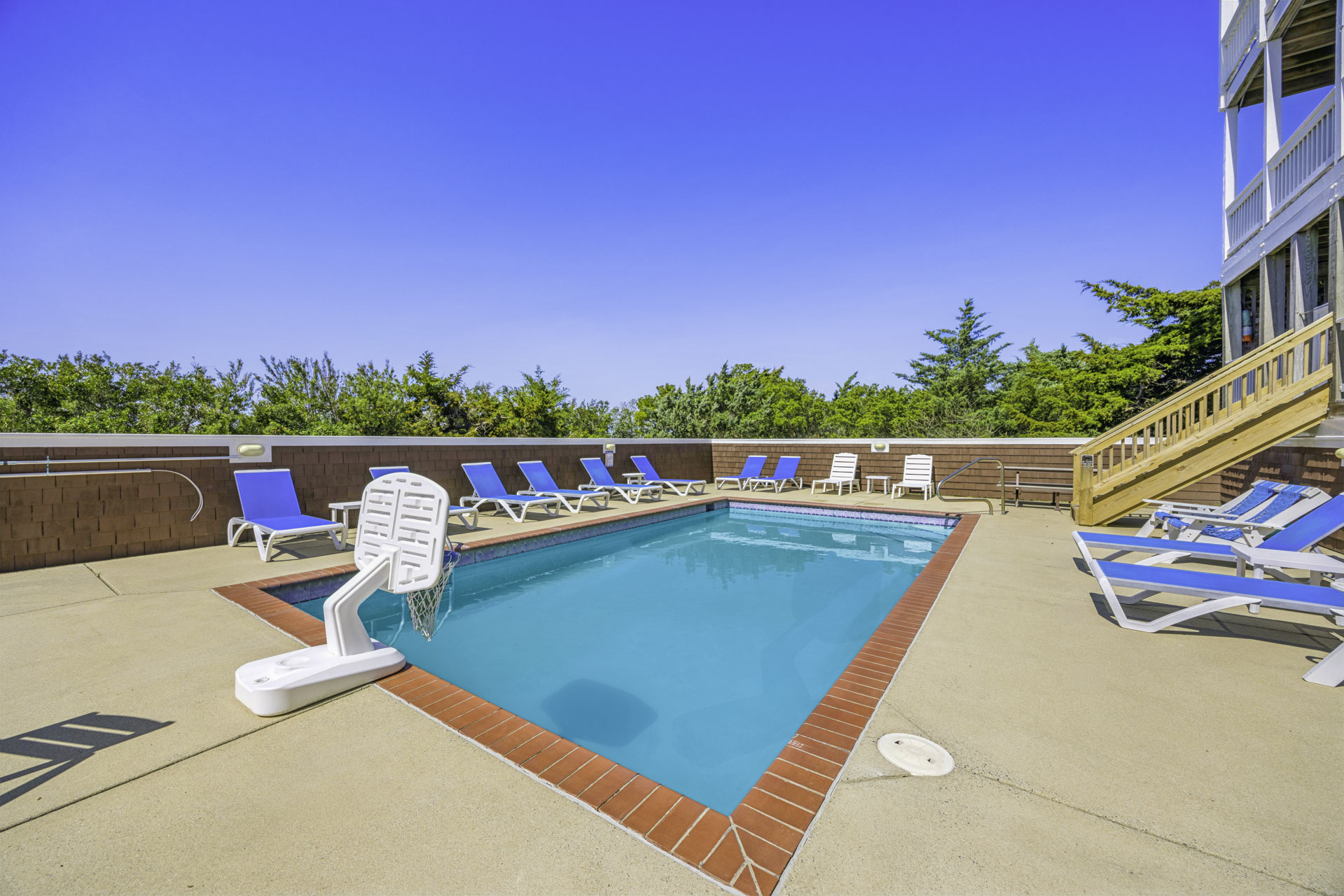 Surf Or Sound Realty 339 Salvo Sunsets Pool Area 4