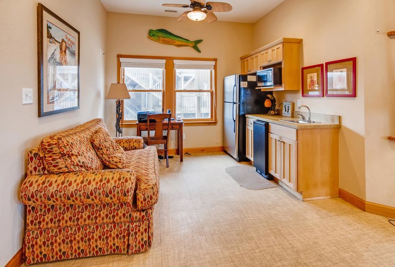 Flip Floppin' 901 Surf or Sound