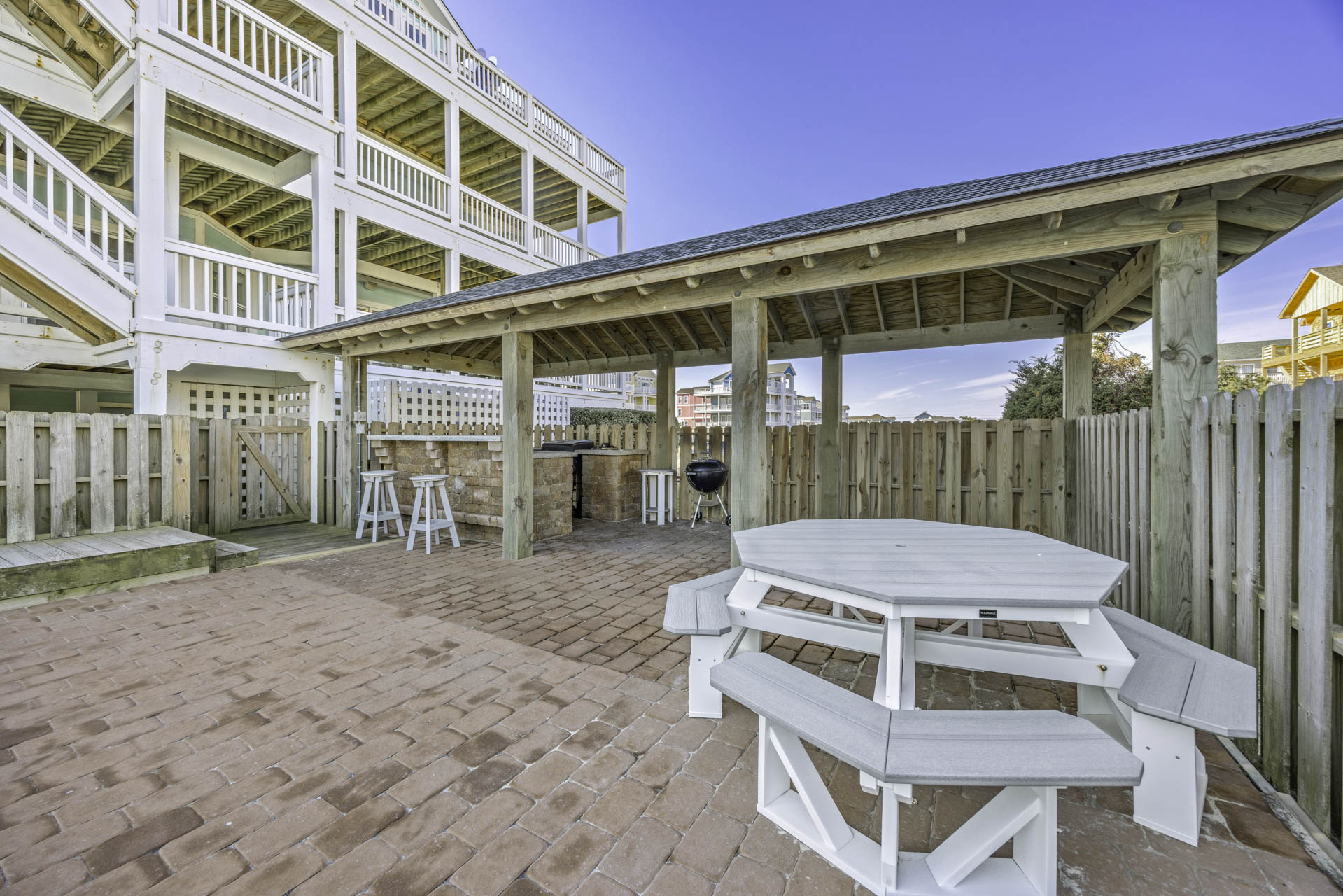 Surf Or Sound Realty 502 Tipsy Turtle Pool Area 3