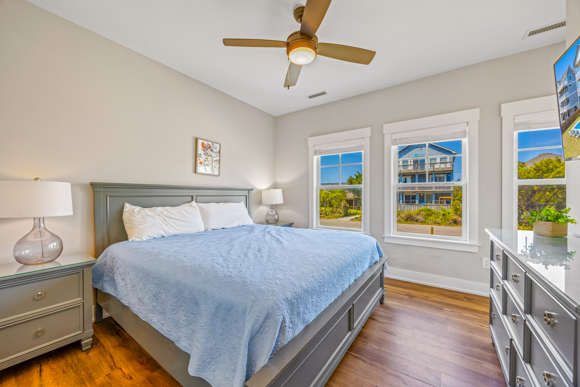 Surf Or Sound Realty 884 Starfish Story Bedroom 6 1