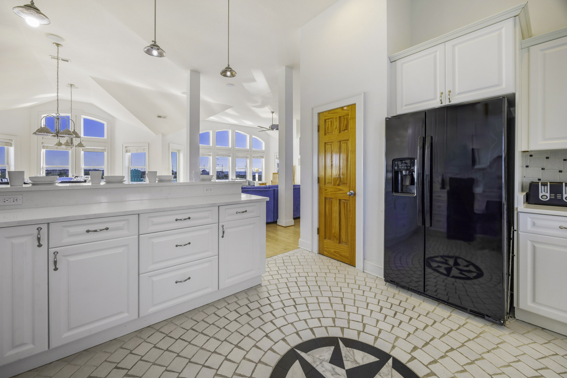 Surf Or Sound Realty 534 Peaceful Retreat Kitchen 4