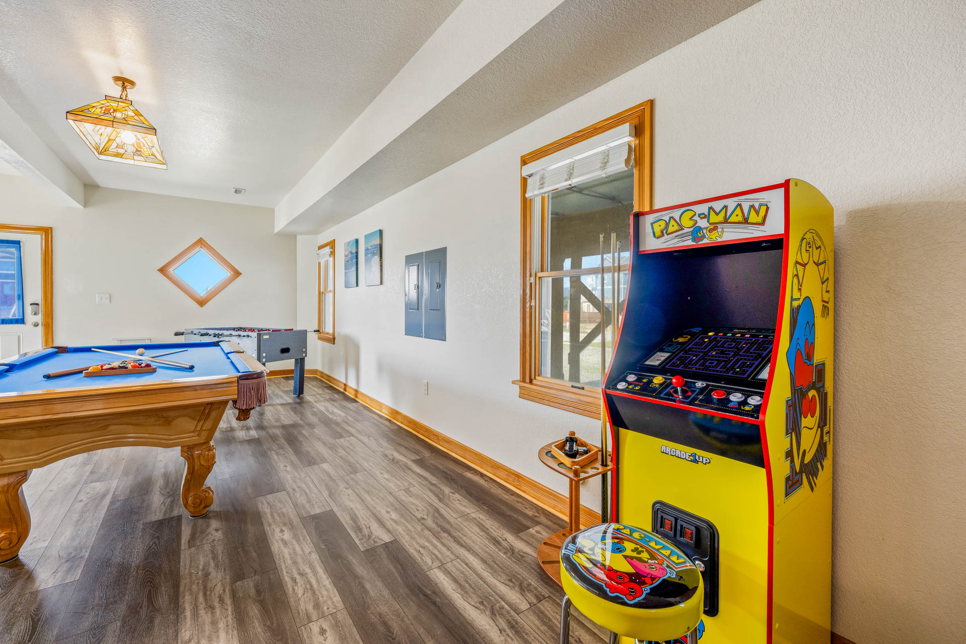 Surf Or Sound Realty 928 Surfs Up Rodanthe Game Room 1